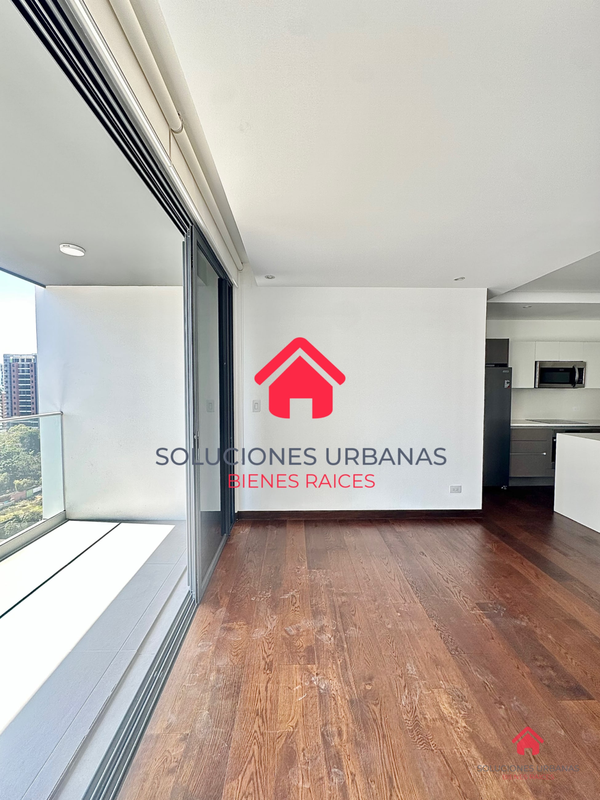 LINDO APARTAMENTO CON SALA FAMILIAR - 3