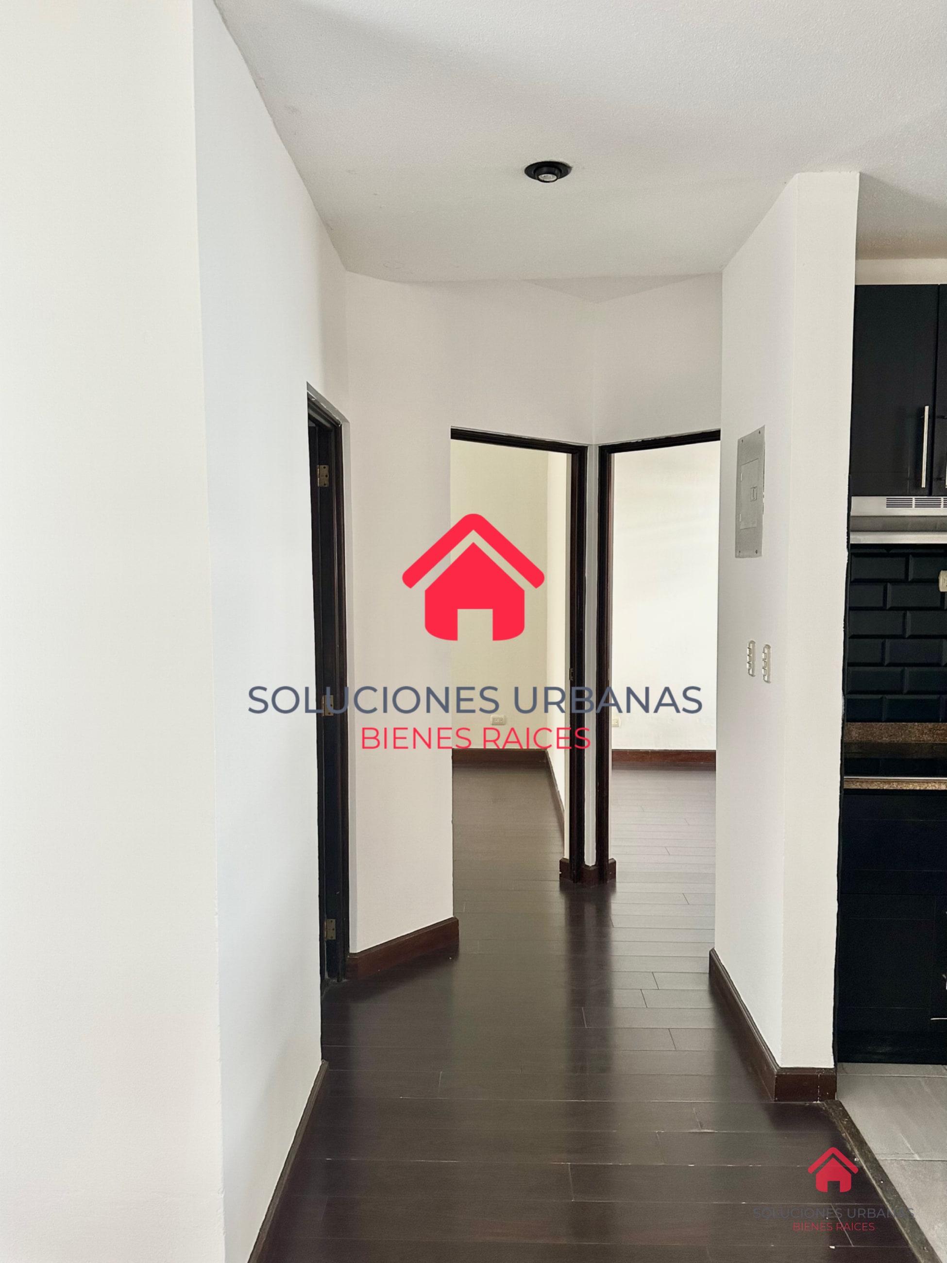 LINDO APARTAMENTO VILLA CAFETTO - 3