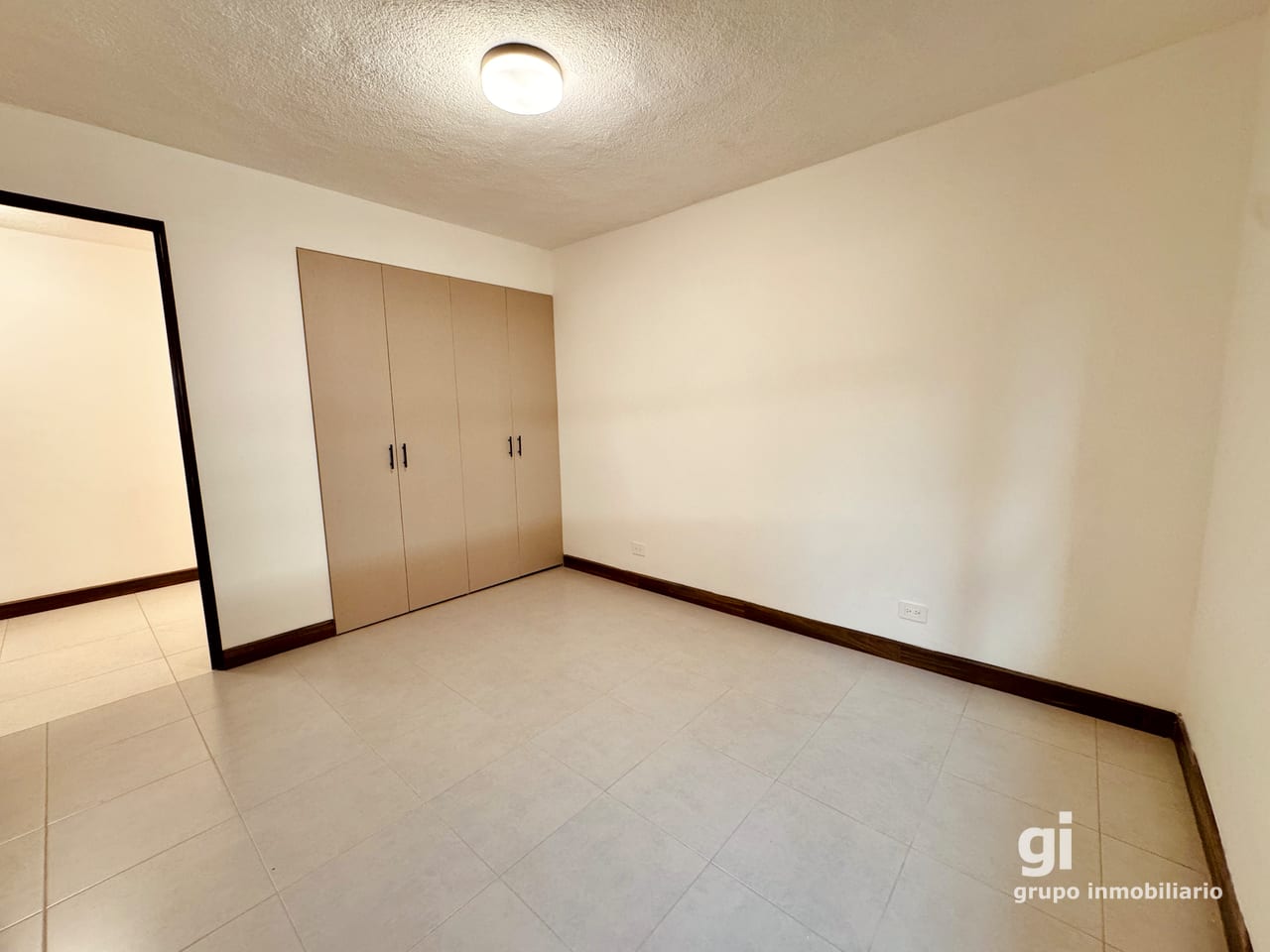 Apartamento Remodelado en Renta en Zona 10 | Excelente Ubicación — Apartamento en Alquiler en Zona 10, Guatemala, Ciudad — foto 6 de 12