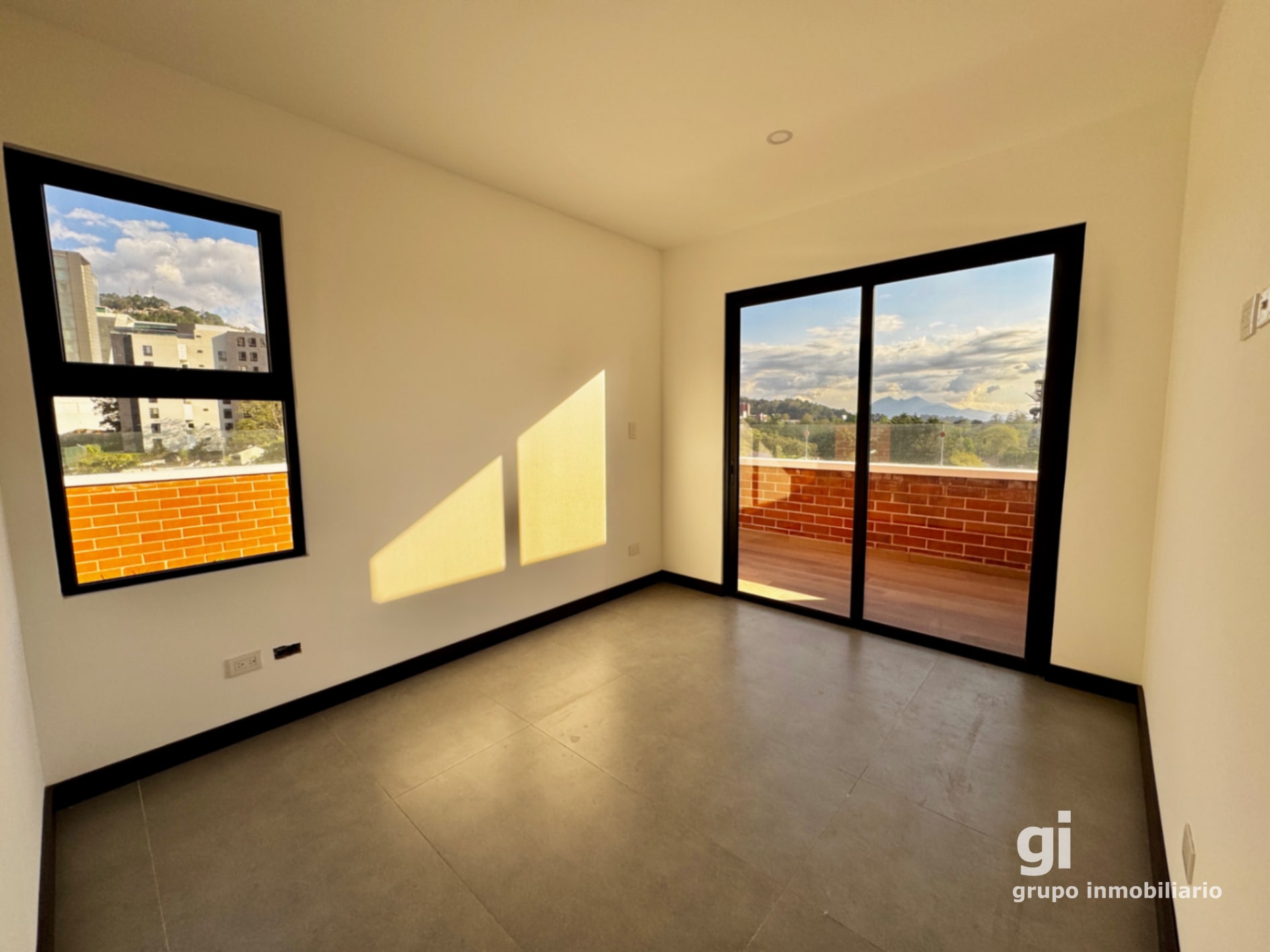 En alquiler, apartamento con jardín y vista en zona 15, 3 dormitorios — Apartamento en Alquiler en Zona 15, Guatemala, Ciudad — foto 9 de 13