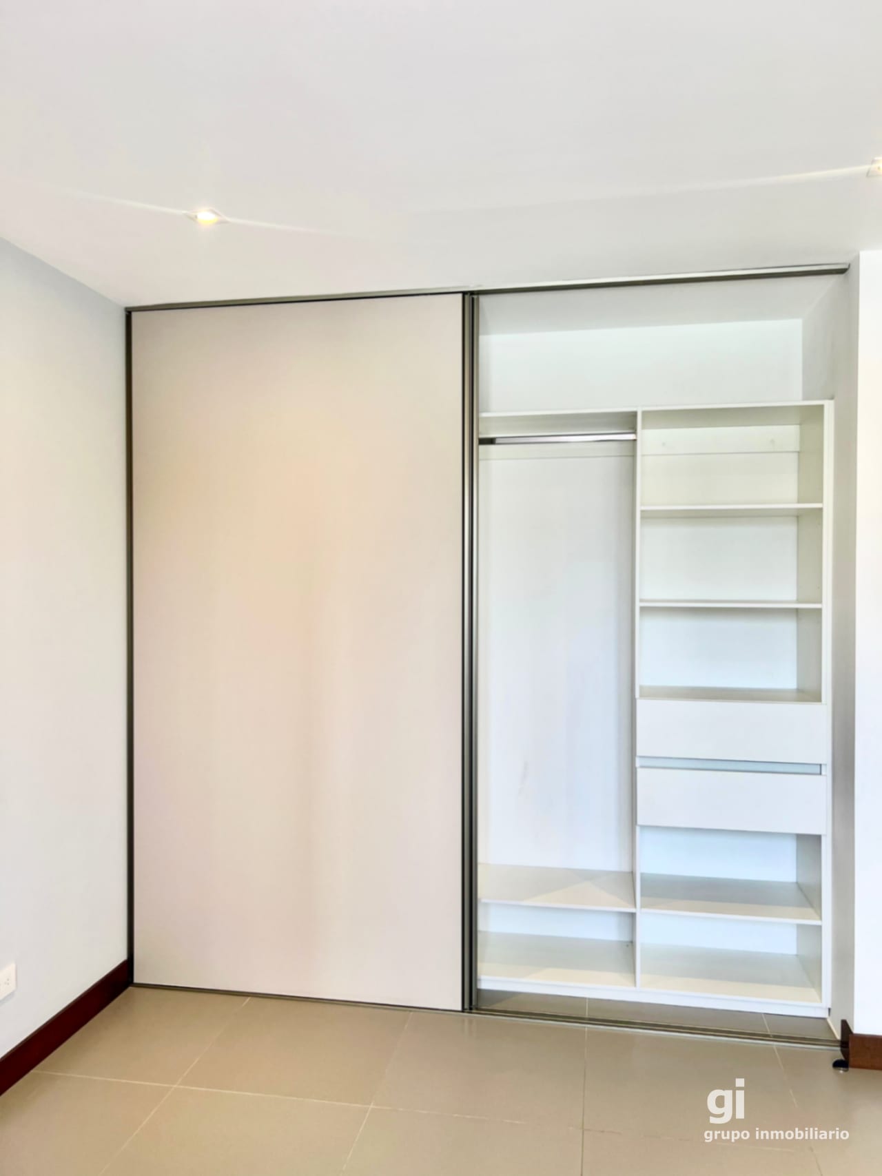 Apartamento de 1 dormitorio en renta en zona 13 — Apartamento en Alquiler en Zona 13, Guatemala, Ciudad — foto 13 de 14