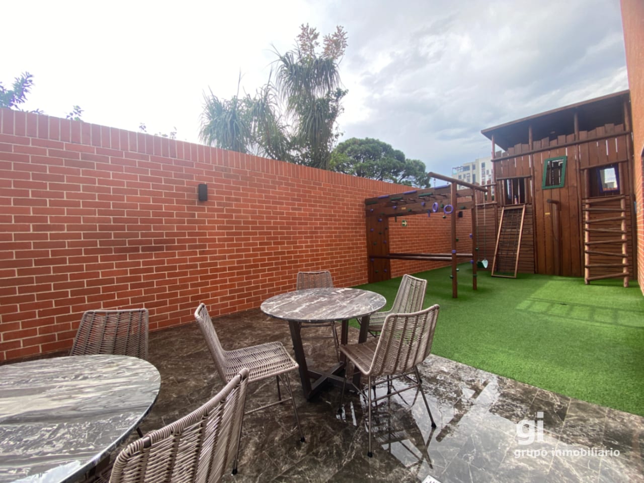Excelente Apartamento en Alquiler en Zona 10 — Apartamento en Alquiler en 13-50, Zona 10, Guatemala, Ciudad — foto 8 de 14