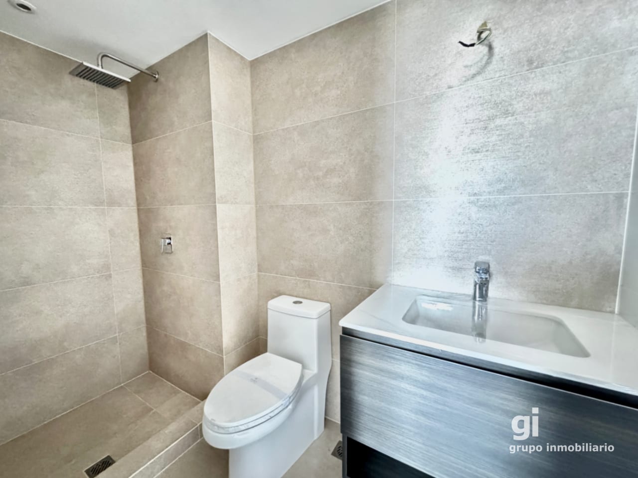 Apartamento de 2 dormitorios, nivel alto, zona 4 — Apartamento en Venta en Zona 4, Guatemala, Ciudad — foto 9 de 17