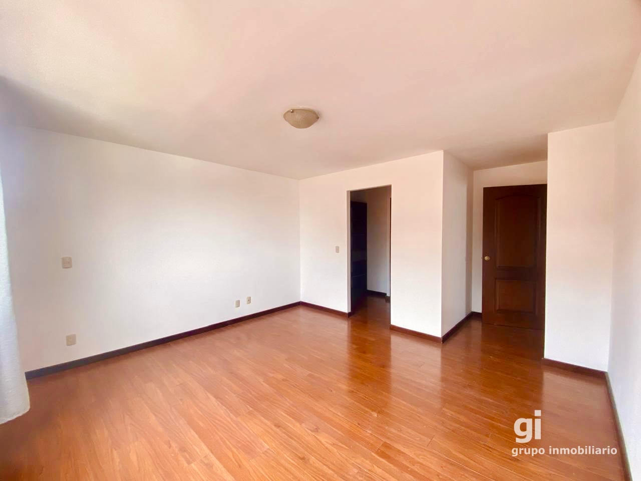 Apartamento en Venta en Zona 14 con Excelente Ubicación — Apartamento en Venta en Zona 14, Guatemala, Ciudad — foto 6 de 7