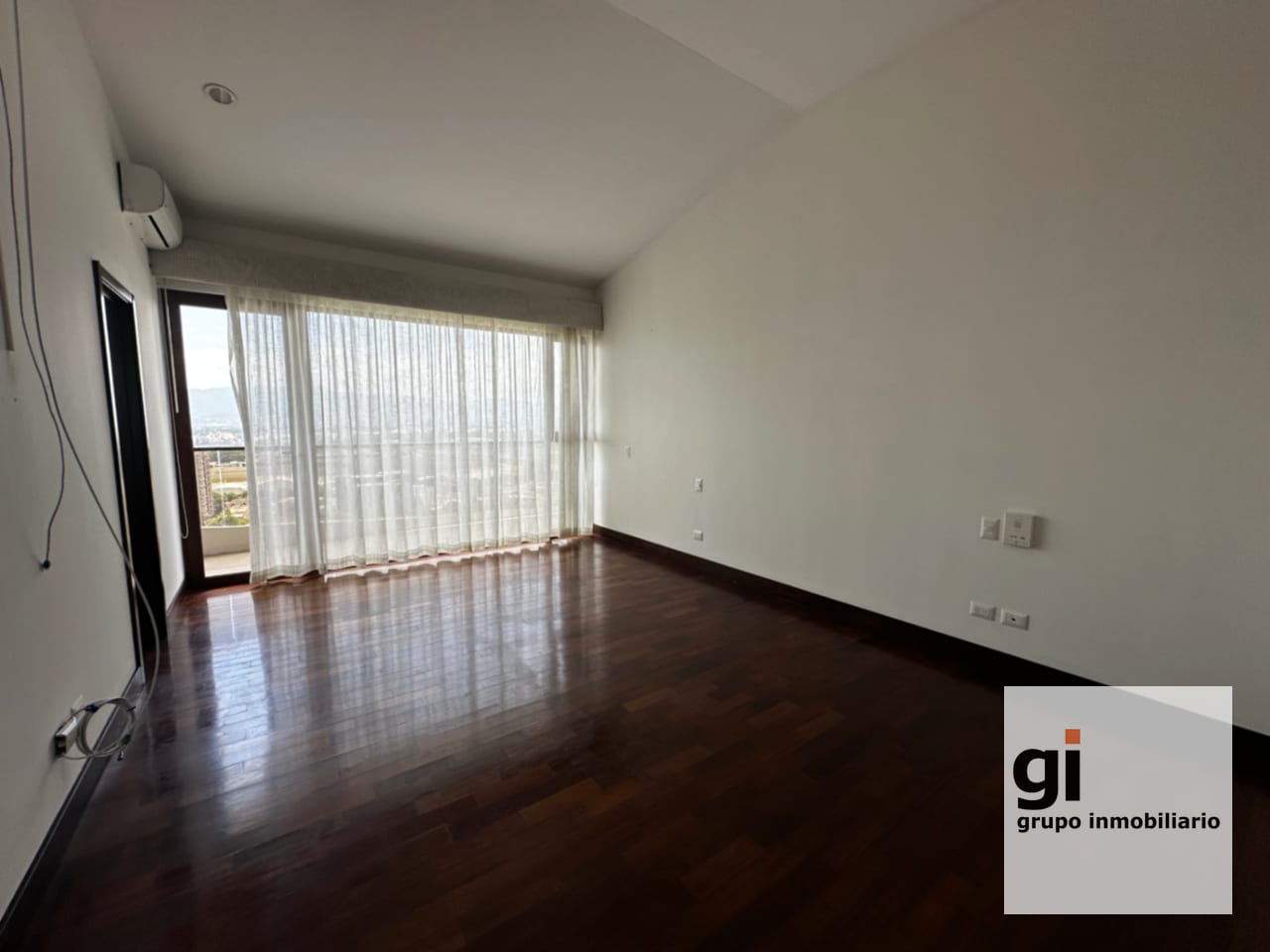 Espectacular PENTHOUSE en ZONA 14 — Apartamento en Venta en Zona 14, Guatemala, Ciudad — foto 8 de 16