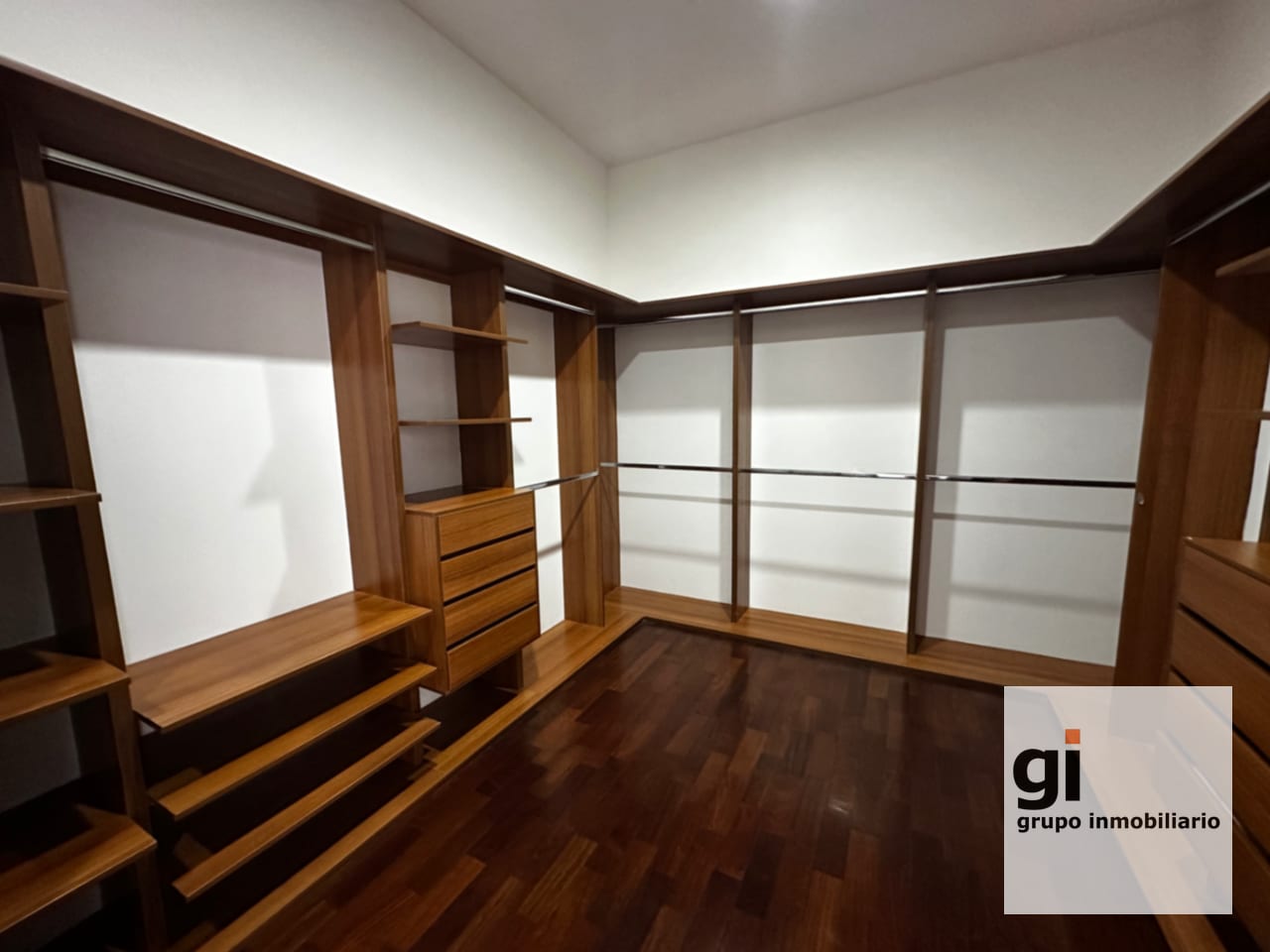 Espectacular PENTHOUSE en ZONA 14 — Apartamento en Venta en Zona 14, Guatemala, Ciudad — foto 7 de 16