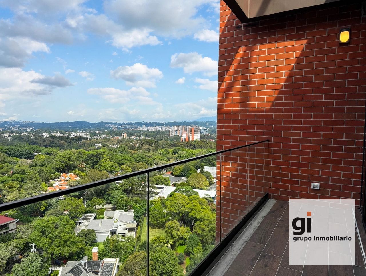 Apartamento de 2 dormitorios en alquiler sobre Diagonal 6, zona 10 — Apartamento en Alquiler en Zona 10, Guatemala, Ciudad — foto 14 de 15