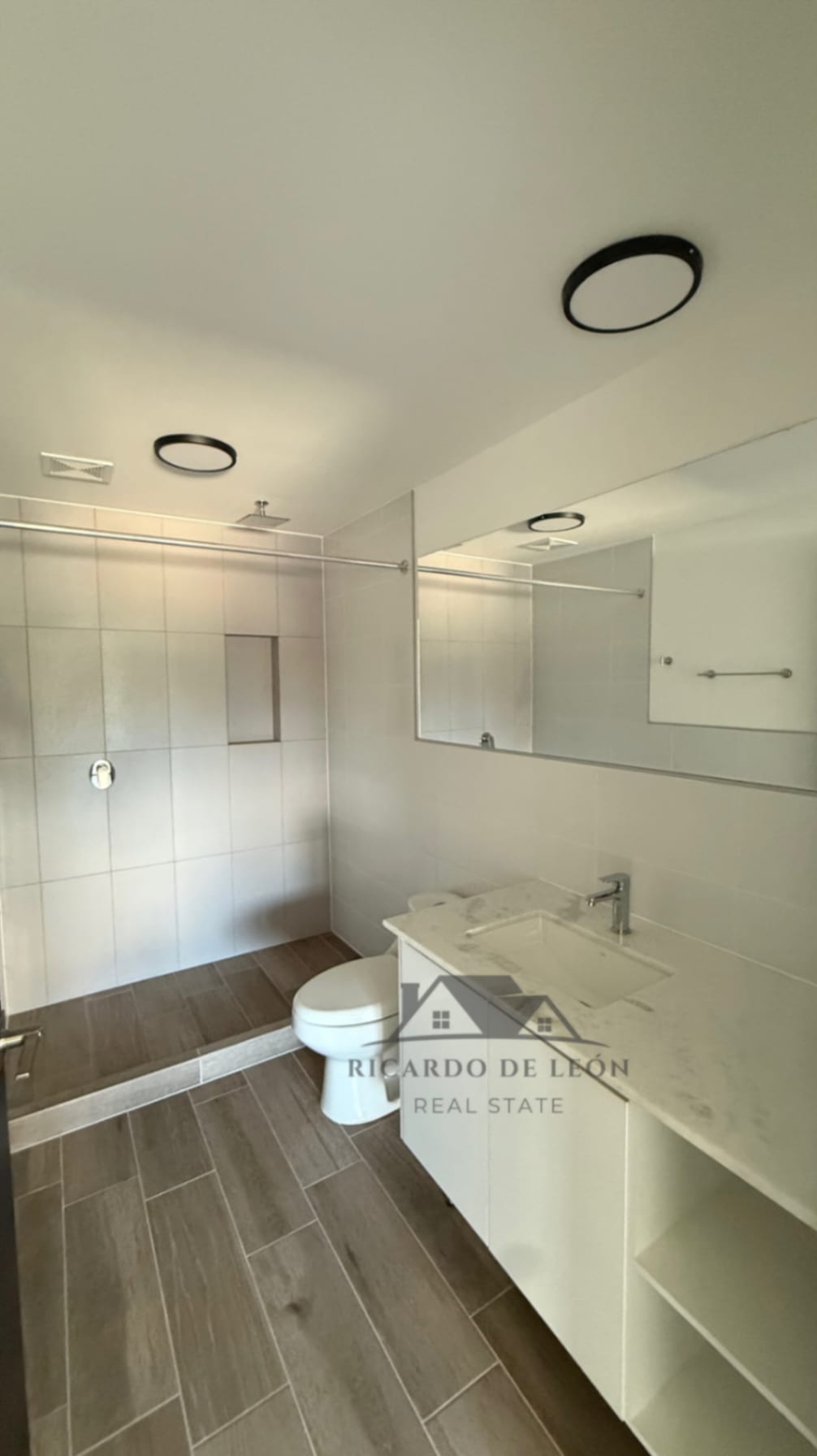 Apartamento en renta Segheria zona 14 — Apartamento en Alquiler en Segheria, Zona 14, Guatemala, Ciudad — foto 9 de 10