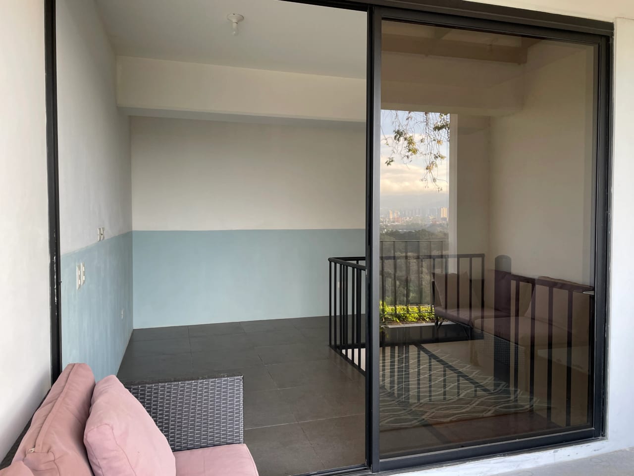 Lindo Loft Amueblado en zona 10 — Apartamento en Alquiler en Ciudad Vieja, Zona 10, Guatemala, Ciudad — foto 9 de 14