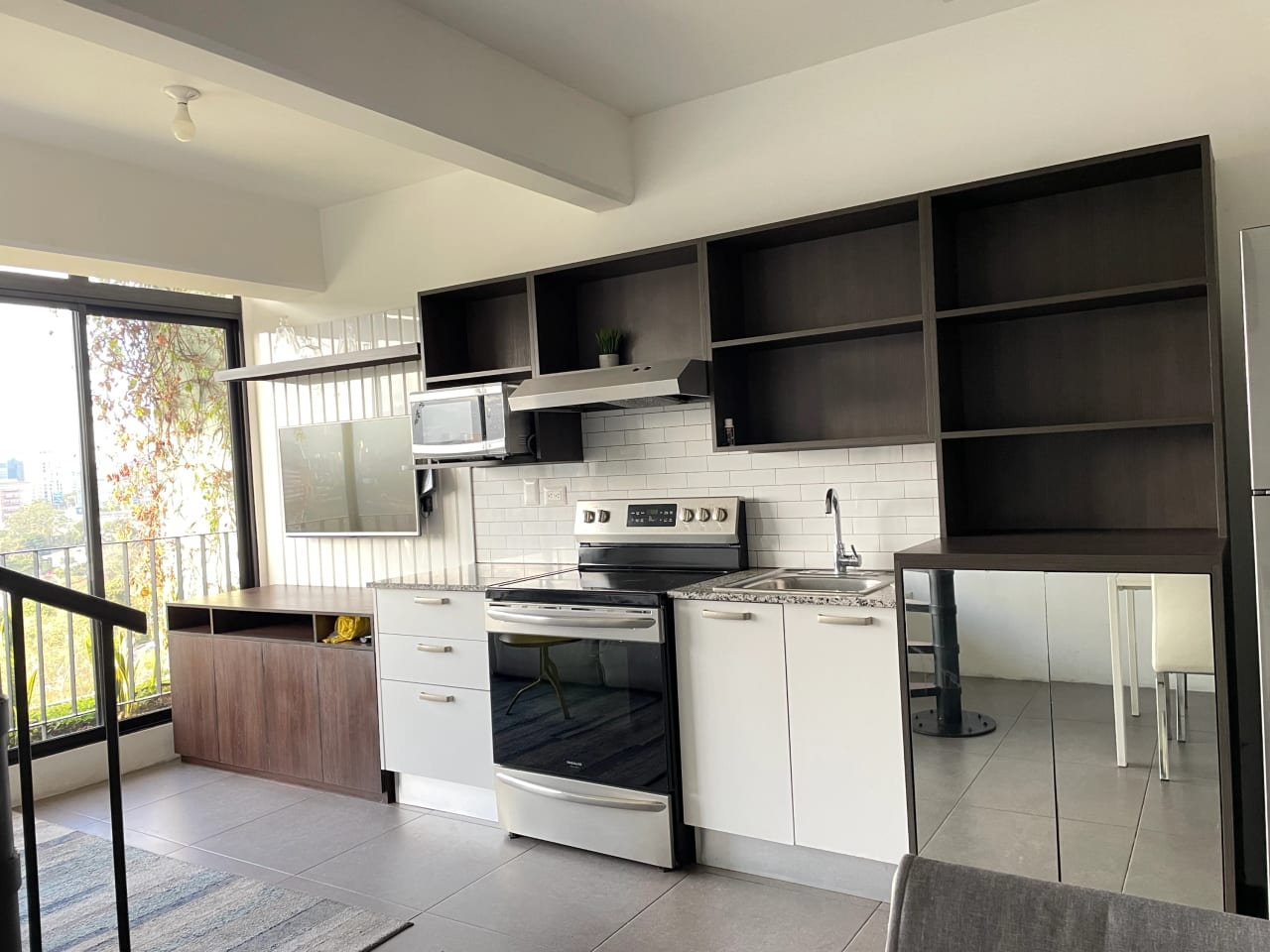 Apartamento Amueblado de 1 Habitación en zona 10 — Apartamento en Alquiler en Ciudad Vieja, Zona 10, Guatemala, Ciudad — foto 4 de 14
