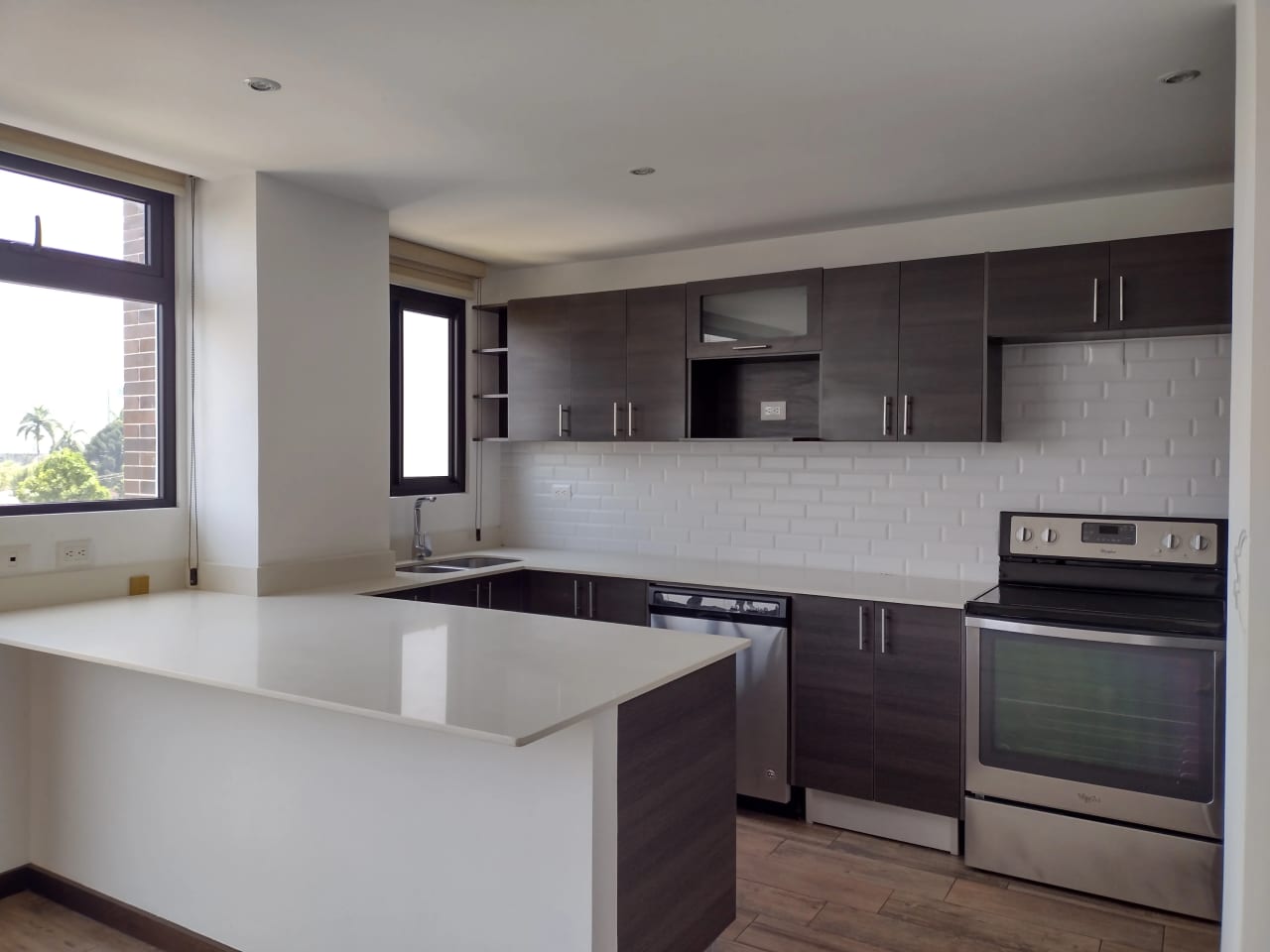 Lindo Apartamento de 2 Habitaciones en zona 15 — Apartamento en Alquiler en Vista Hermosa II, Zona 15, Guatemala, Ciudad — foto 4 de 12
