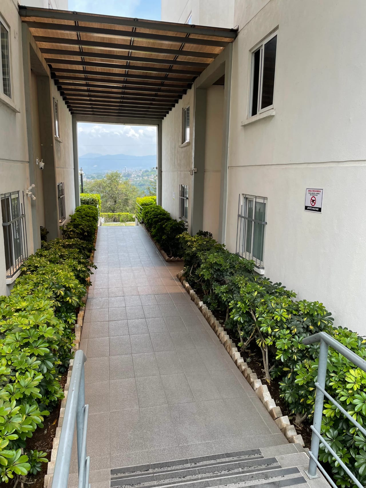 Apartamento de 3 Habitaciones en Santa Catarina Pinula — Apartamento en Alquiler en Villas Granada Premier 2, Santa Catarina Pinula, Guatemala, Ciudad — foto 11 de 14