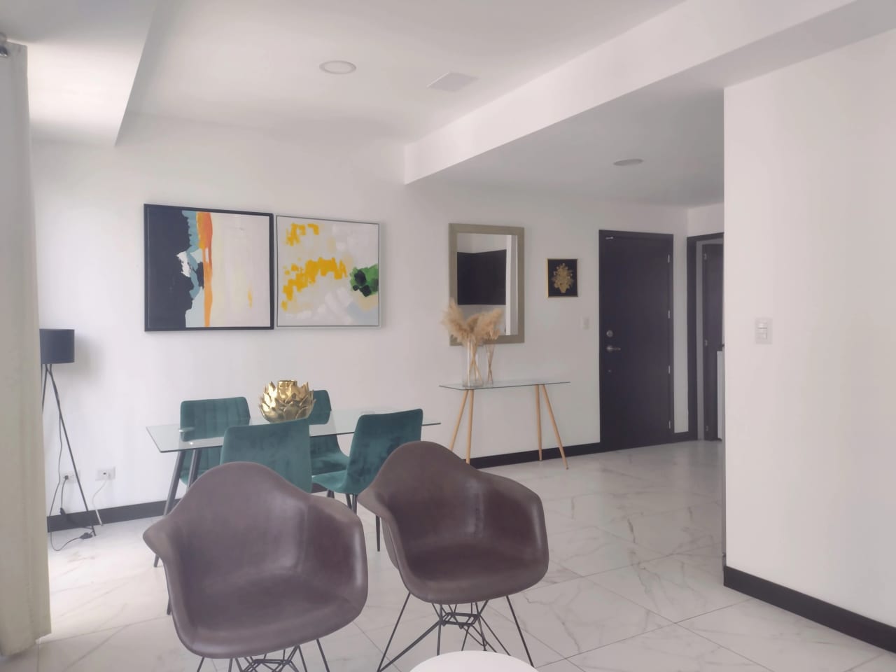 Lindo Apartamento Amueblado en zona 15 — Apartamento en Alquiler en Vista Hermosa I, Zona 15, Guatemala, Ciudad — foto 3 de 12