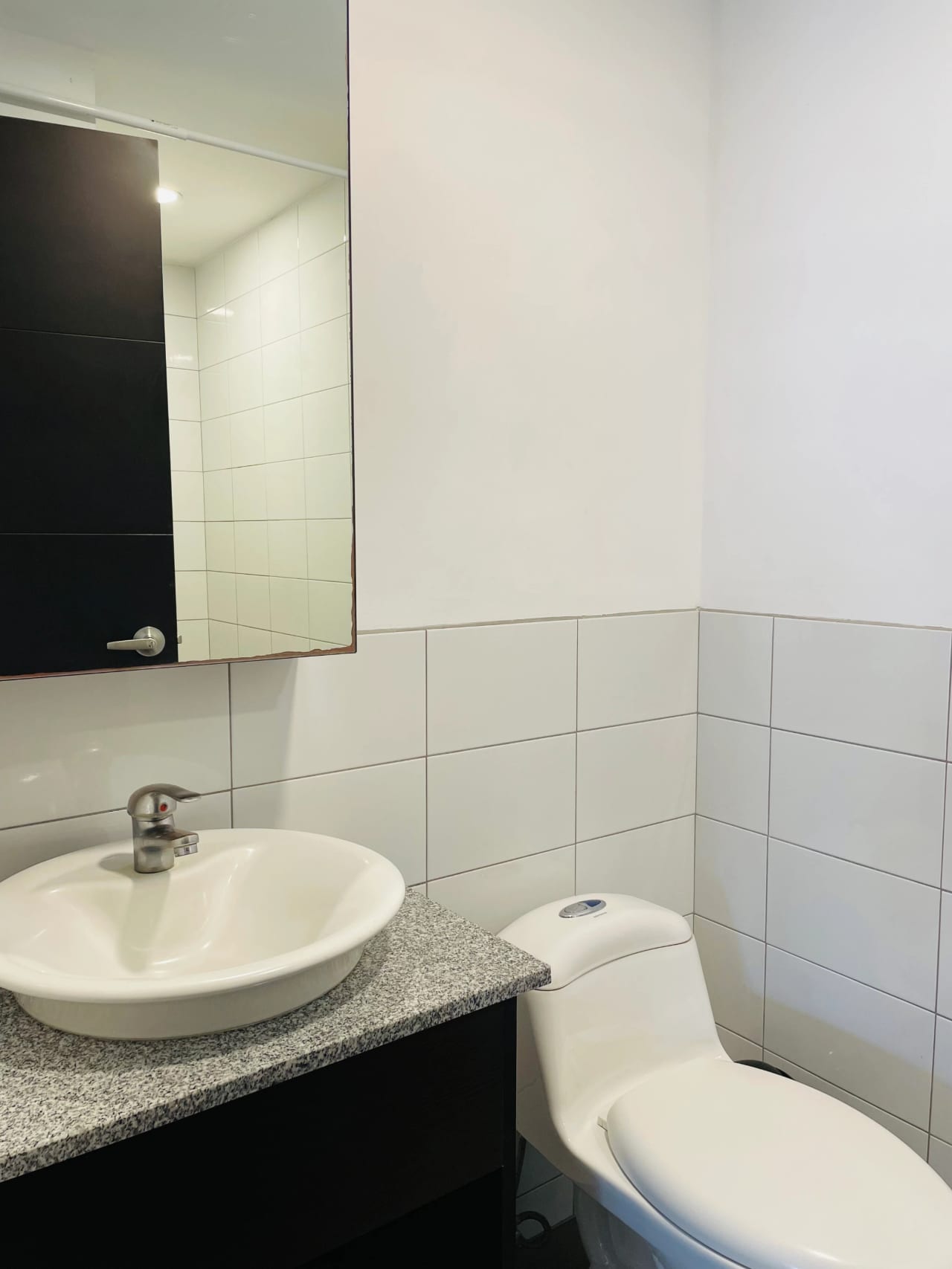 Apartamento Amueblado de 1 Habitación con Jardín — Apartamento en Alquiler en Ciudad Vieja, Zona 10, Guatemala, Ciudad — foto 10 de 14