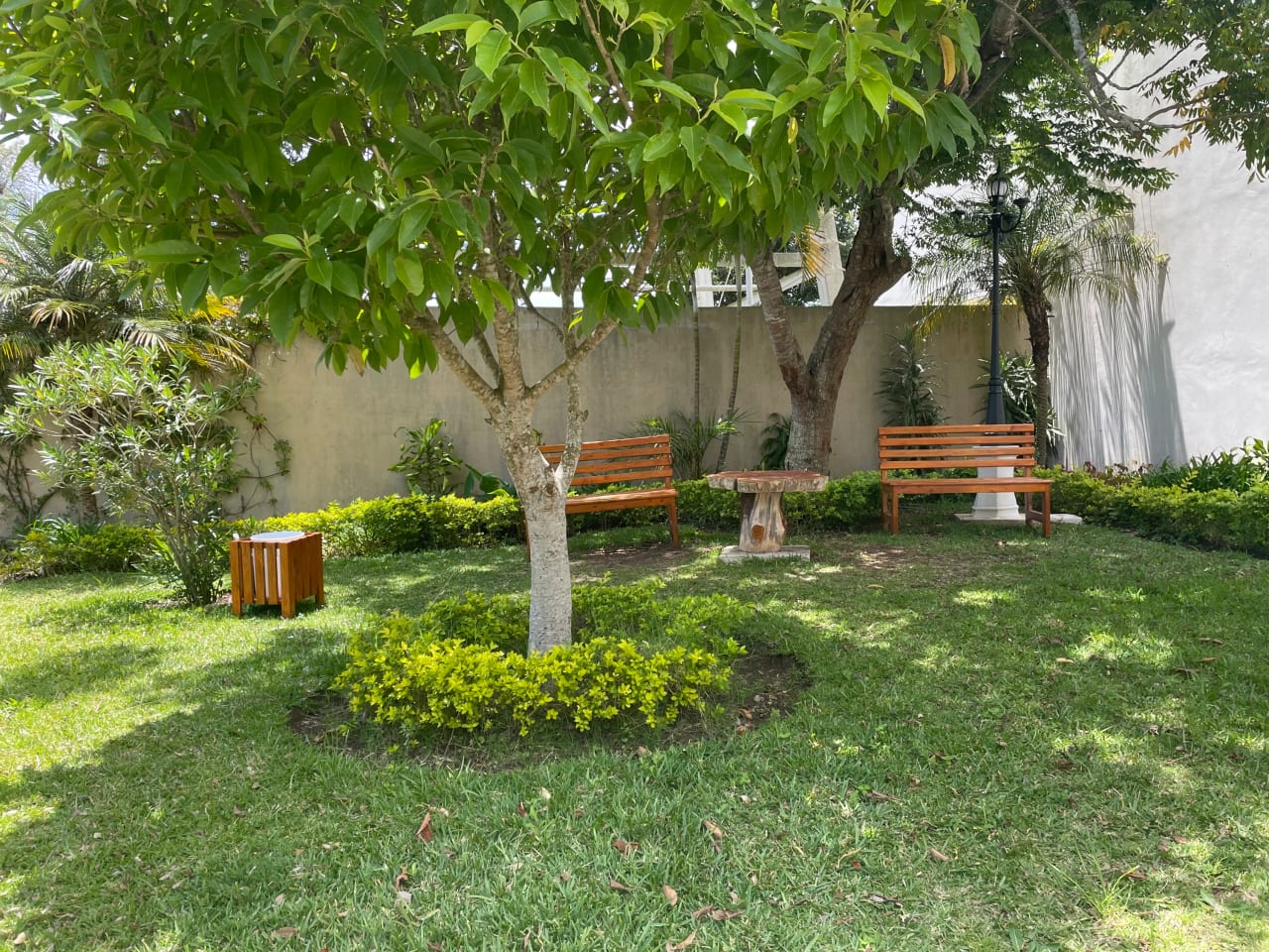Alquilo Casa en Residencial Los Manantiales Km. 19 — Apartamento en Alquiler en Los Manantiales, Carretera a El Salvador, Guatemala, Ciudad — foto 12 de 16