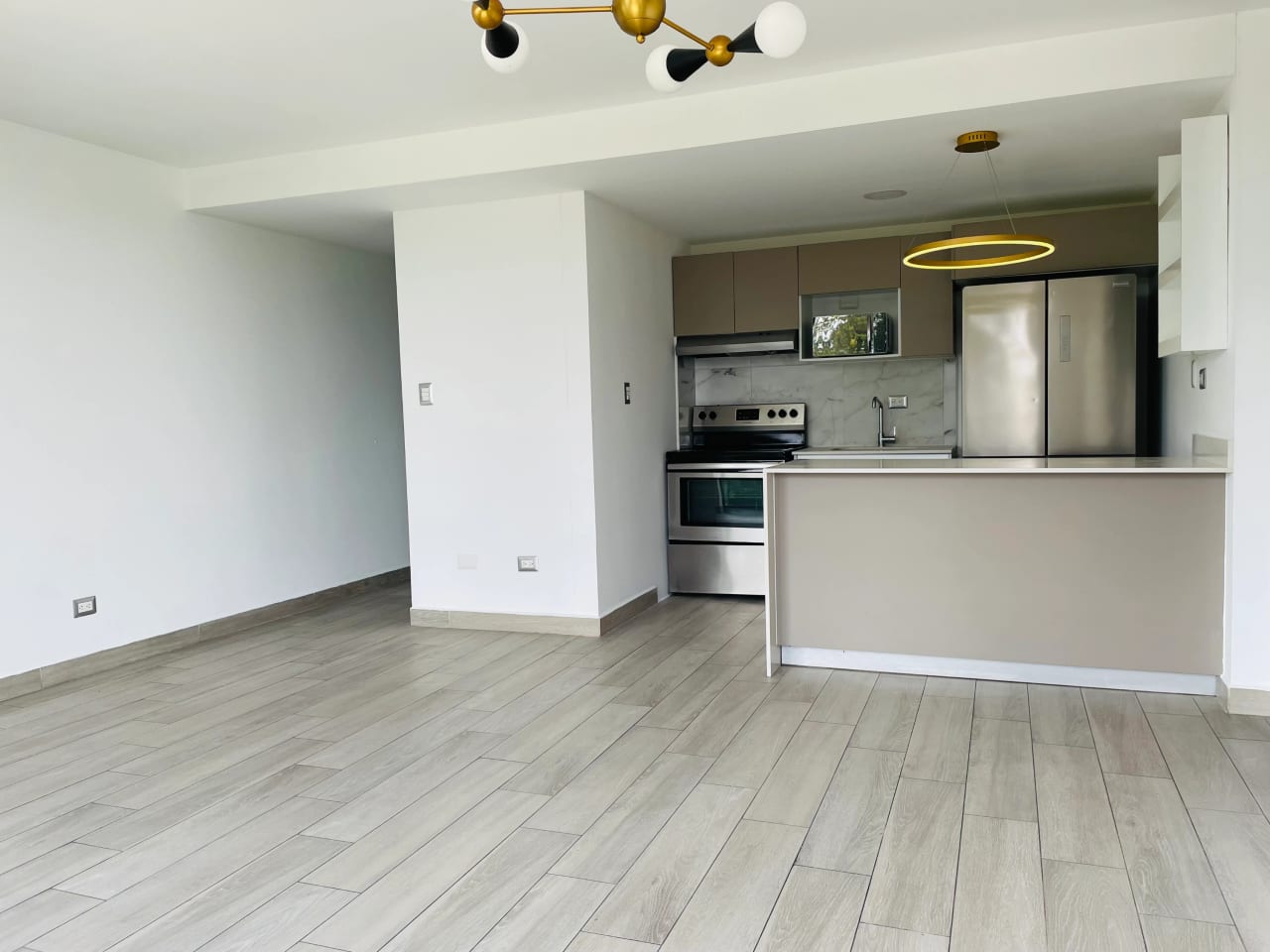 Lindo Apartamento de 2 Habitaciones en zona 15 — Apartamento en Alquiler en Trinidad, Zona 15, Guatemala, Ciudad — foto 1 de 16