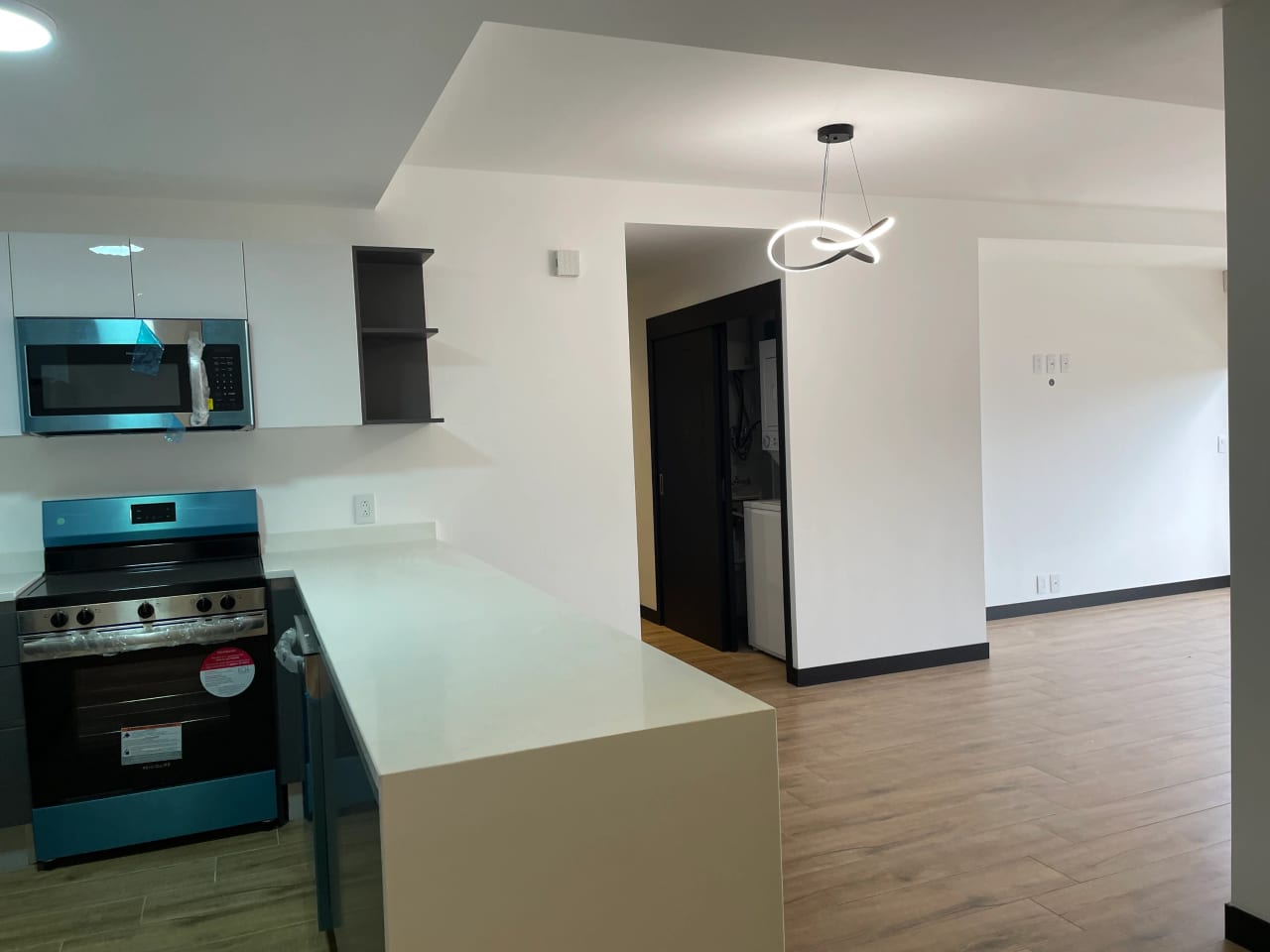 Apartamento Nuevo de 3 Habitaciones en zona 15 — Apartamento en Alquiler en Vista Hermosa II, Zona 15, Guatemala, Ciudad — foto 1 de 17
