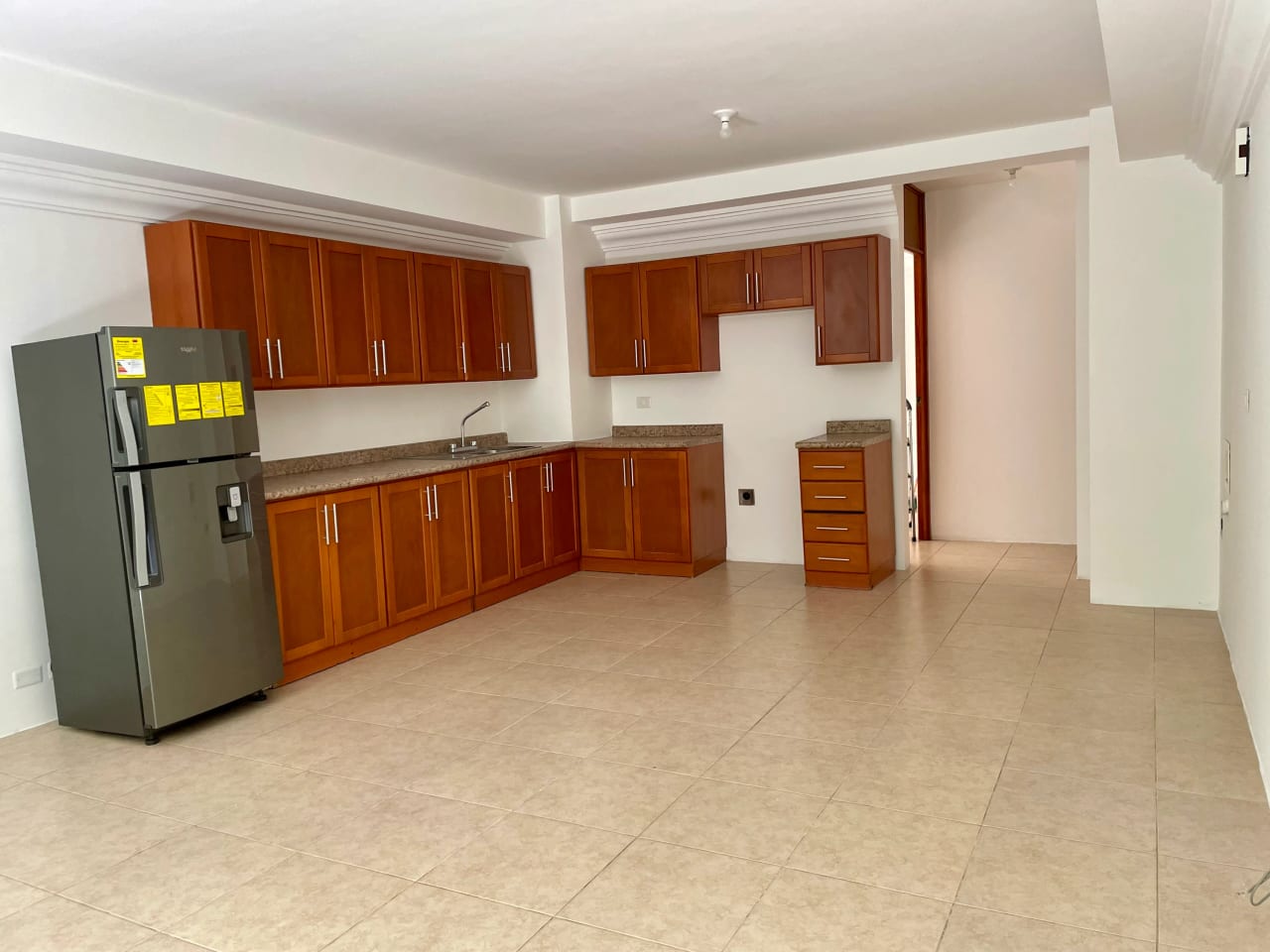 Apartamento Amueblado de 1 Habitación en zona 16 — Apartamento en Alquiler en La Montaña, Zona 16, Guatemala, Ciudad — foto 6 de 12