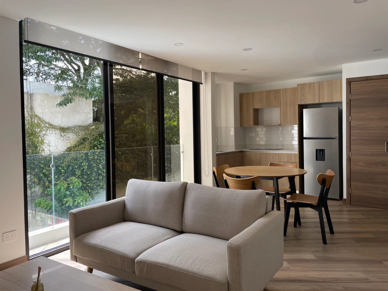 Apartamento Nuevo Amueblado en zona 15 — Apartamento en Alquiler en Vista Hermosa I, Zona 15, Guatemala, Ciudad — foto 1 de 17