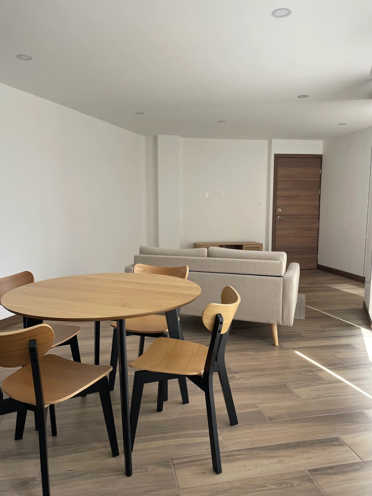 Apartamento Nuevo Amueblado en zona 15 — Apartamento en Alquiler en Vista Hermosa I, Zona 15, Guatemala, Ciudad — foto 7 de 17