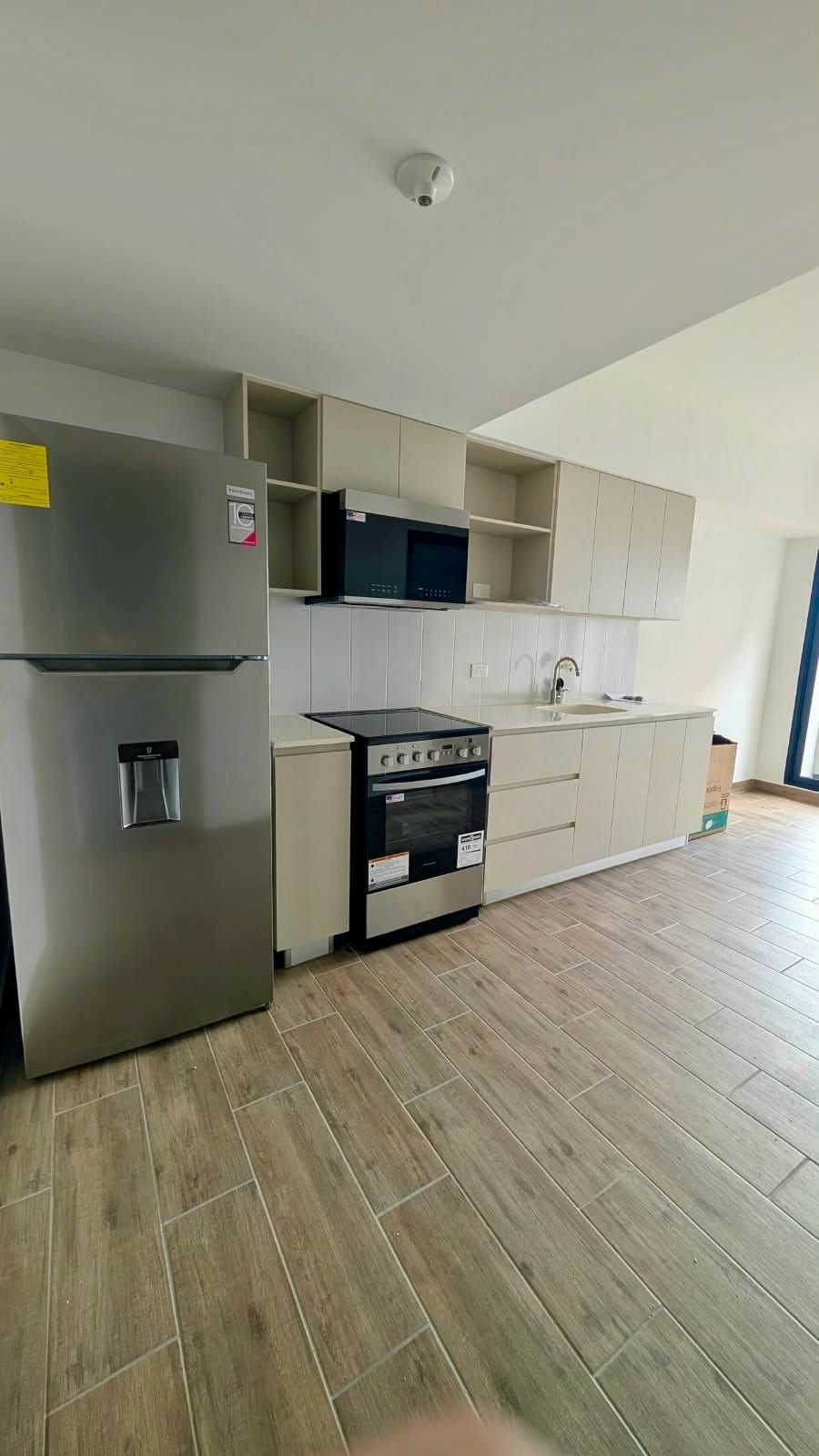 Apartamento Nuevo de 1 Habitación en zona 4 — Apartamento en Alquiler en Modra II, Zona 4, Guatemala, Ciudad — foto 2 de 10