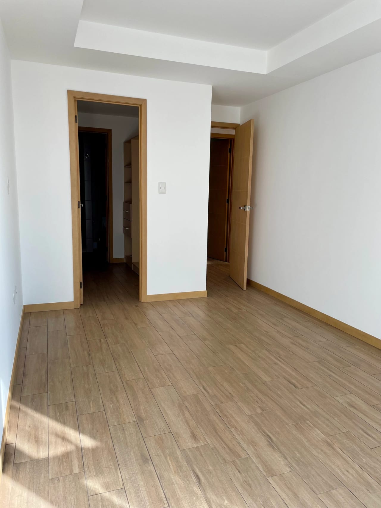 Apartamento de 2 Habitaciones en zona 10 Boulevard Los Próceres — Apartamento en Alquiler en Zona 10, Guatemala, Ciudad — foto 9 de 16