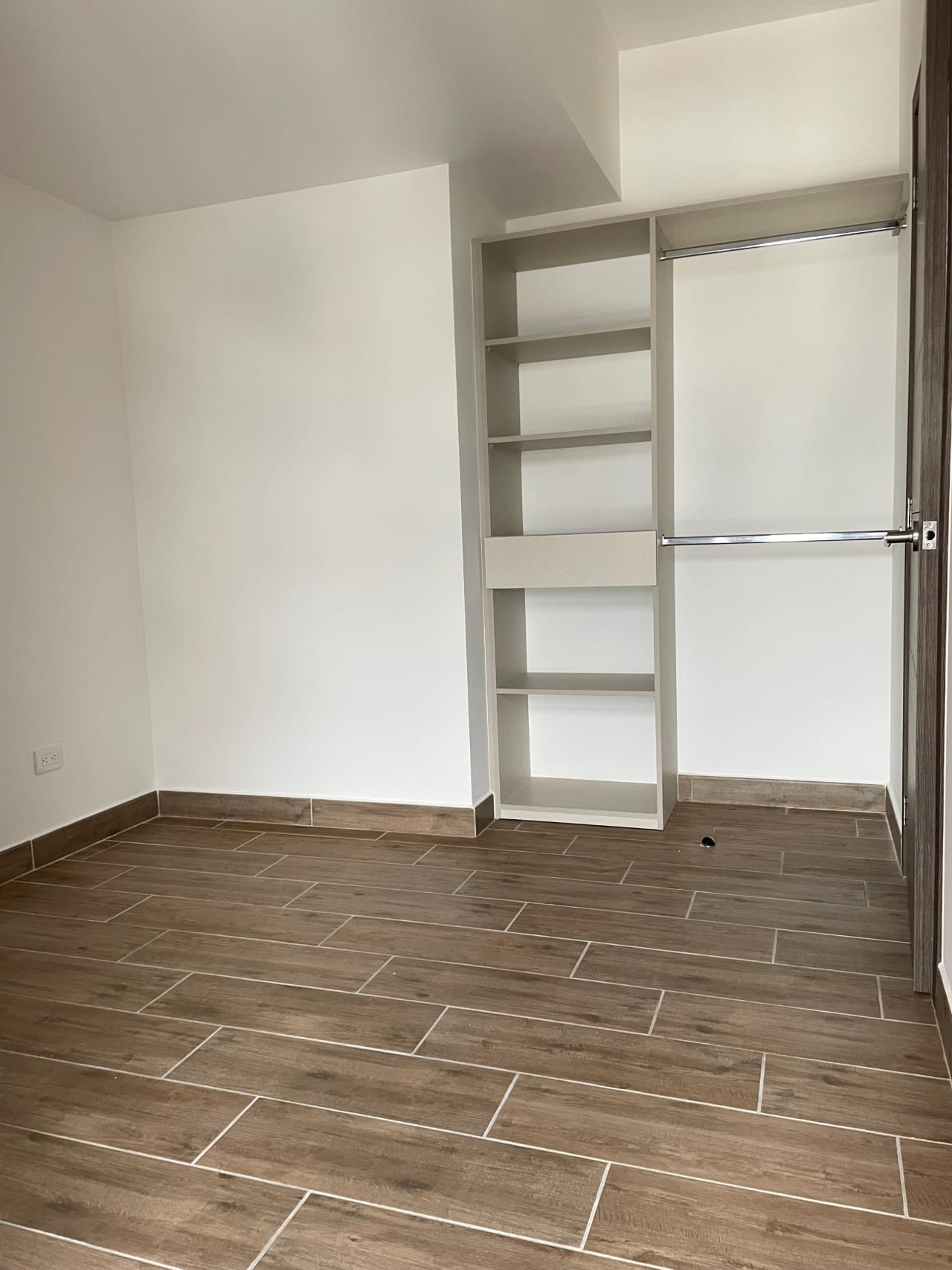 Apartamento Nuevo de 1 Habitación en zona 4 — Apartamento en Alquiler en Modra II, Zona 4, Guatemala, Ciudad — foto 10 de 14
