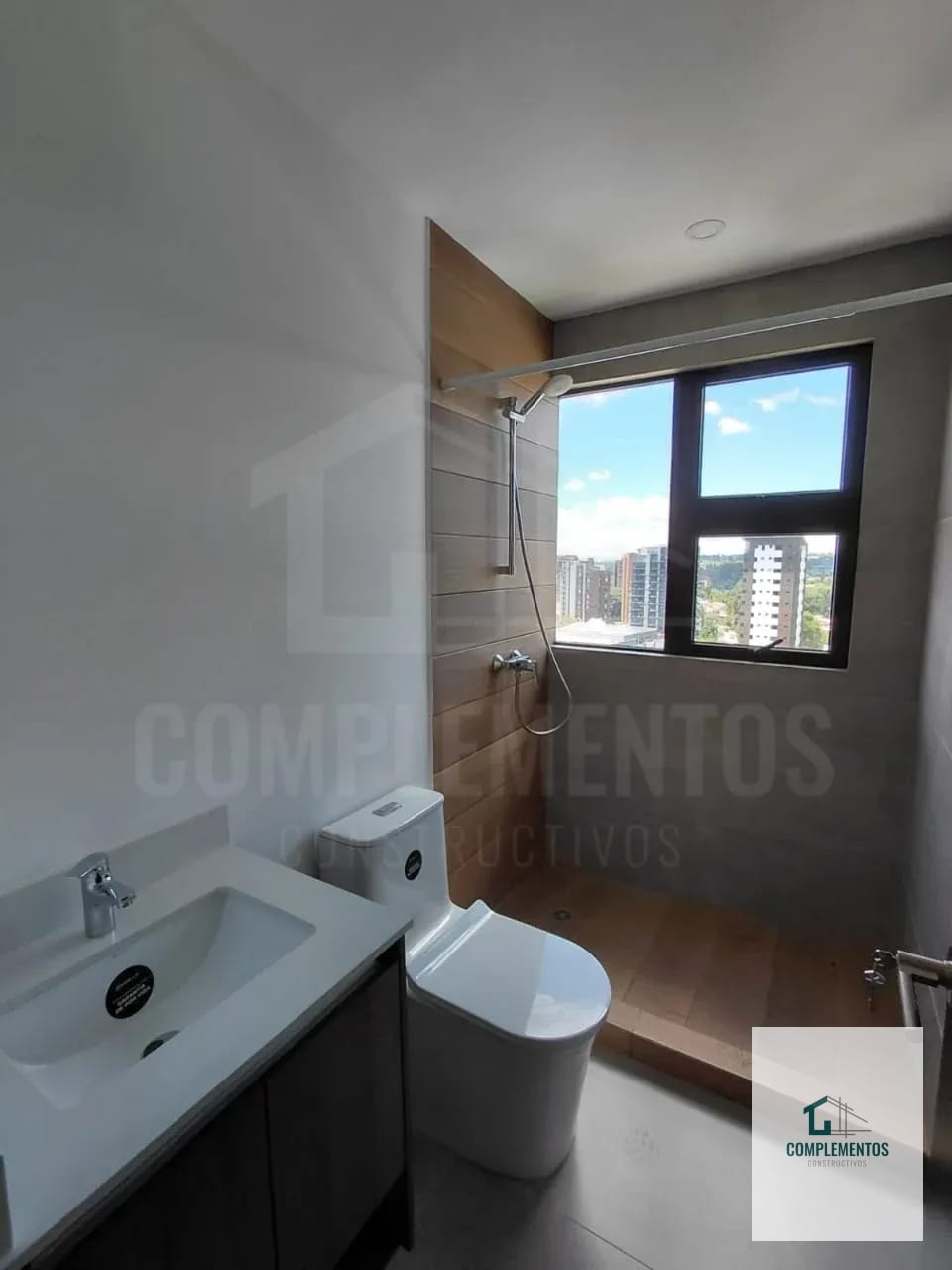 Arles, Apartamento en Renta, 2hab. 80m² — Apartamento en Alquiler en Arles, Zona 15, Guatemala, Ciudad — foto 3 de 9