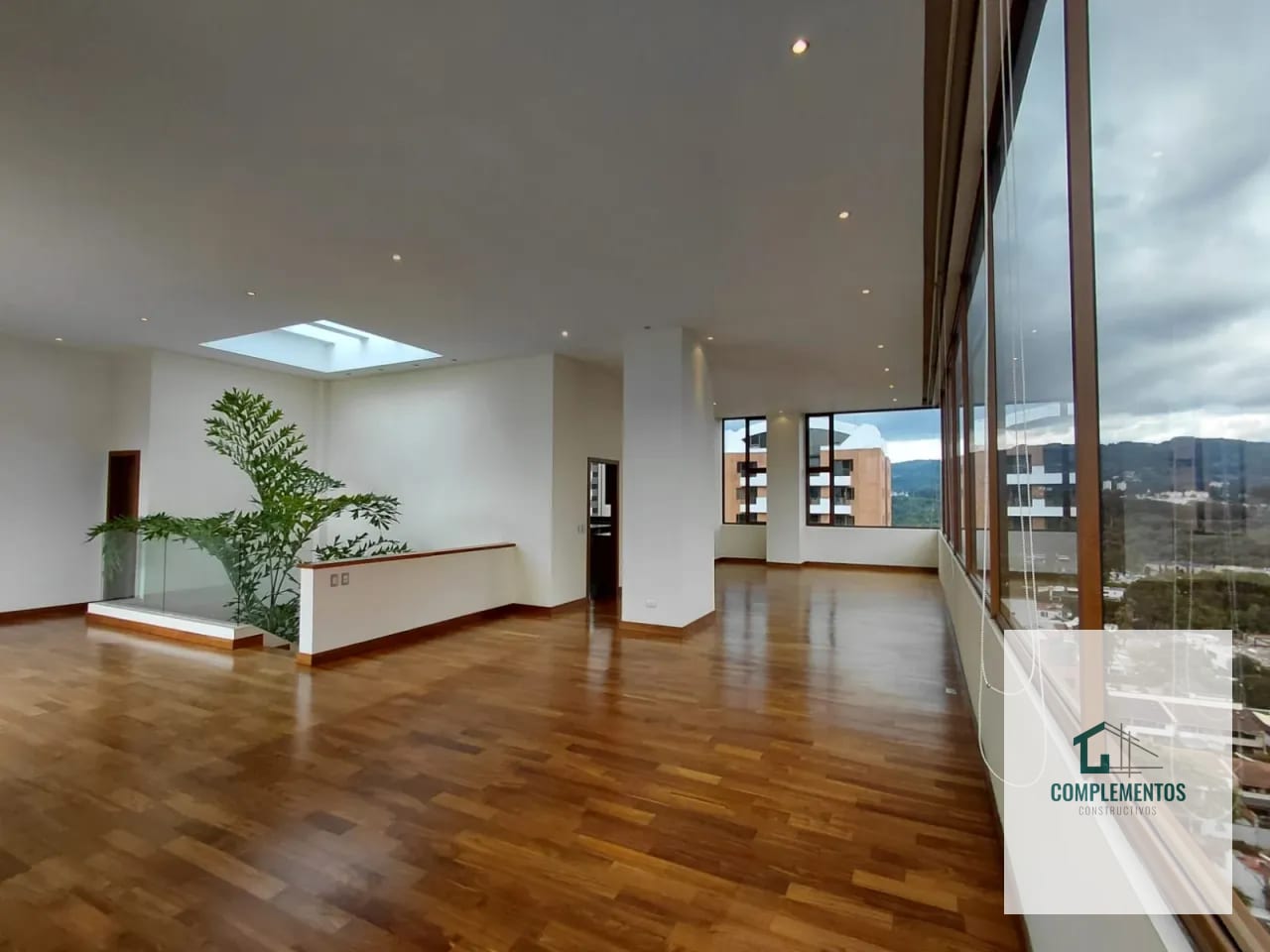 Matisse II, Apartamento en Renta en zona 14, 4hab. 585m² — Apartamento en Alquiler en Matisse, Zona 14, Guatemala, Ciudad — foto 7 de 11