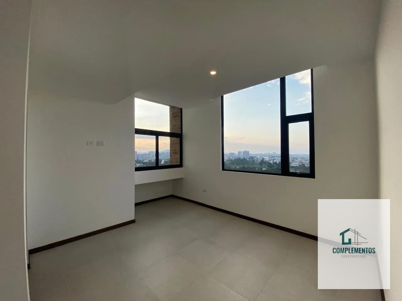 Mira, Apartamento en Venta zona 10, 2 hab. 98.5 m² — Apartamento en Venta en Mira, Zona 10, Guatemala, Ciudad — foto 6 de 8