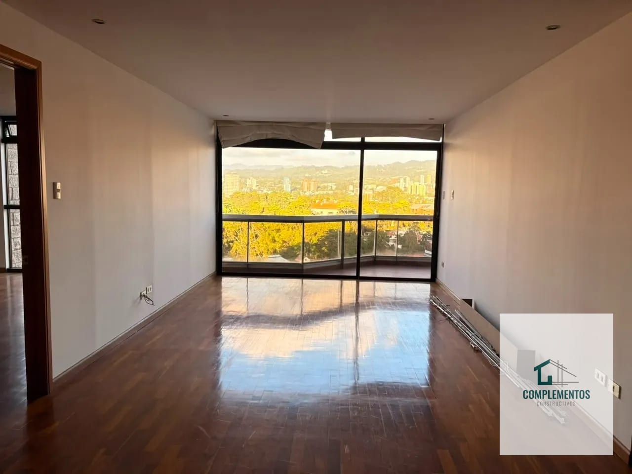 Tiffany 1, Apartamento en renta en zona 10, 3hab, 350m² — Apartamento en Alquiler en Tiffany, Zona 10, Guatemala, Ciudad — foto 1 de 6