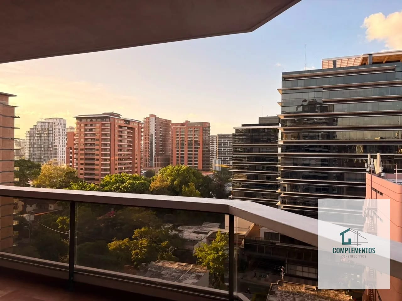 Tiffany 1, Apartamento en renta en zona 10, 3hab, 350m² — Apartamento en Alquiler en Tiffany, Zona 10, Guatemala, Ciudad — foto 5 de 6