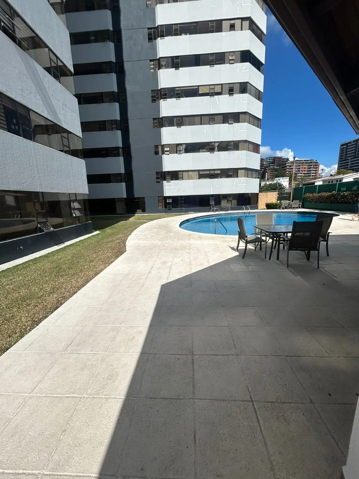 APARTAMENTO EN VENTA EN ZONA 14 PACIFICA PLAZA — Apartamento en Venta en Pacífica Plaza, Zona 14, Guatemala, Ciudad — foto 1 de 17