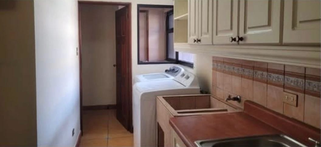 APARTAMENTO EN ALQUILER EN ZONA 14 EDIFICIO BOHEMIA — Apartamento en Alquiler en Zona 15, Guatemala, Ciudad — foto 2 de 9