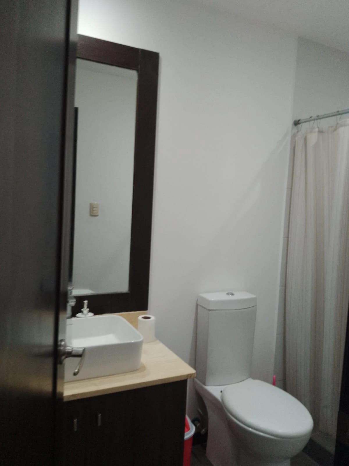 APARTAMENTO EN RENTA o VENTA EDIFICIO NEO ZONA 10 — Apartamento en Venta en Neo Apartamentos, Zona 10, Guatemala, Ciudad — foto 10 de 13