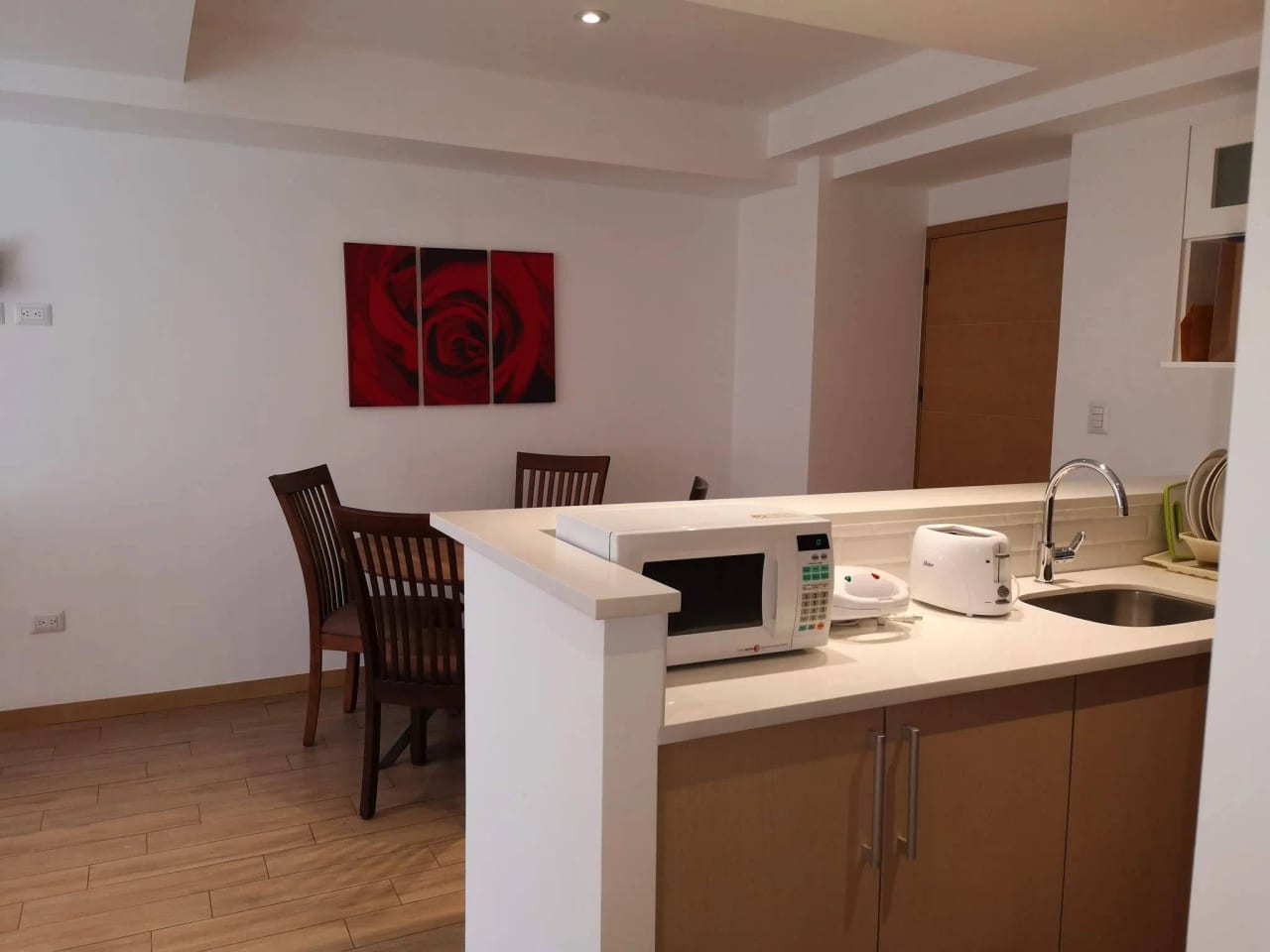 APARTAMENTO EN VENTA EDIFICIO CITY HAUS ZONA 10 — Apartamento en Venta en City Haus, Zona 10, Guatemala, Ciudad — foto 1 de 17