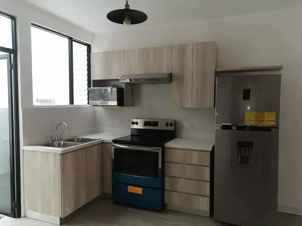 APARTAMENTO AMUEBLADO EN ALQUILER EN LA MONTAÑA ZONA 16 — Apartamento en Alquiler en La Montaña, Zona 16, Guatemala, Ciudad — foto 9 de 10