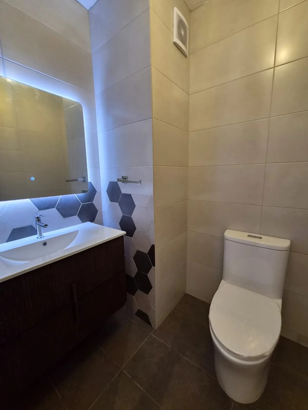 Apartamento en Alquiler en Villabosque Zona 14 — Apartamento en Alquiler en Villalbosque, Zona 14, Guatemala, Ciudad — foto 9 de 12