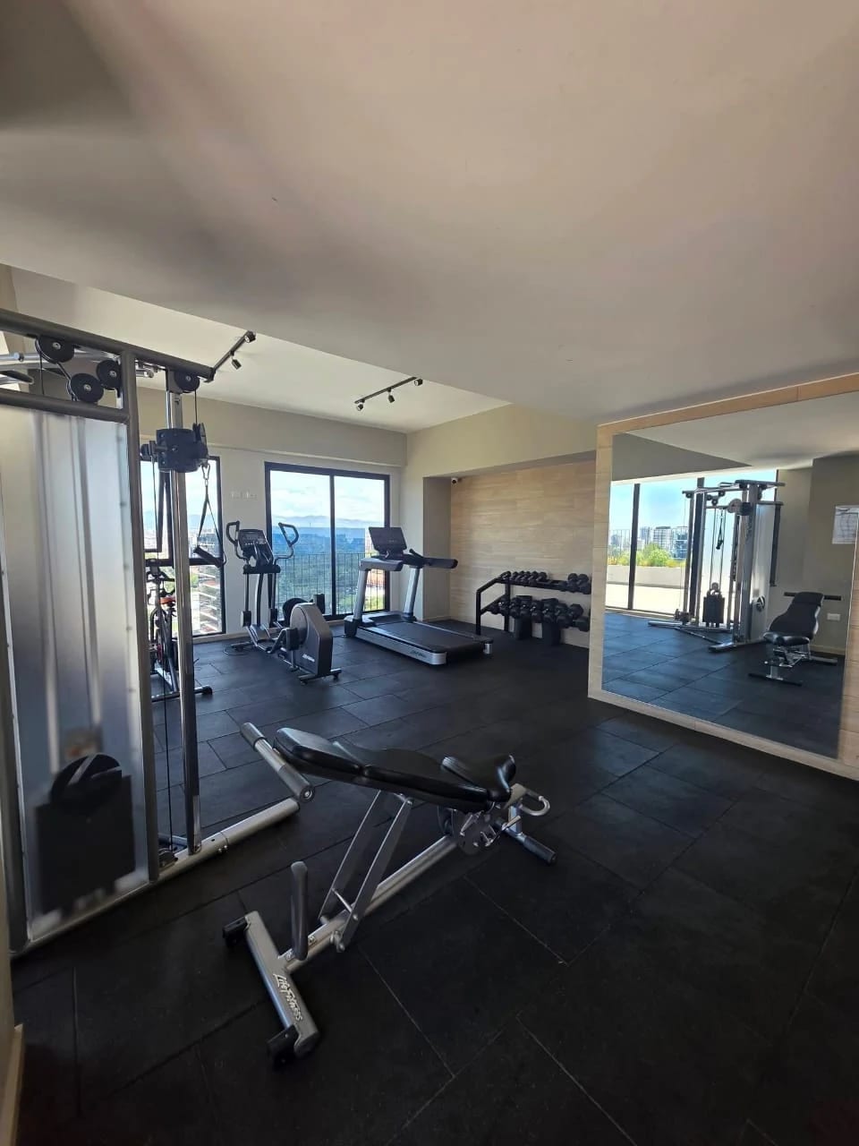 Apartamento en Venta y Renta, Zona 10 en Edificio Meraki +1 — Apartamento en Venta en Meraki Z10, Zona 10, Guatemala, Ciudad — foto 13 de 14