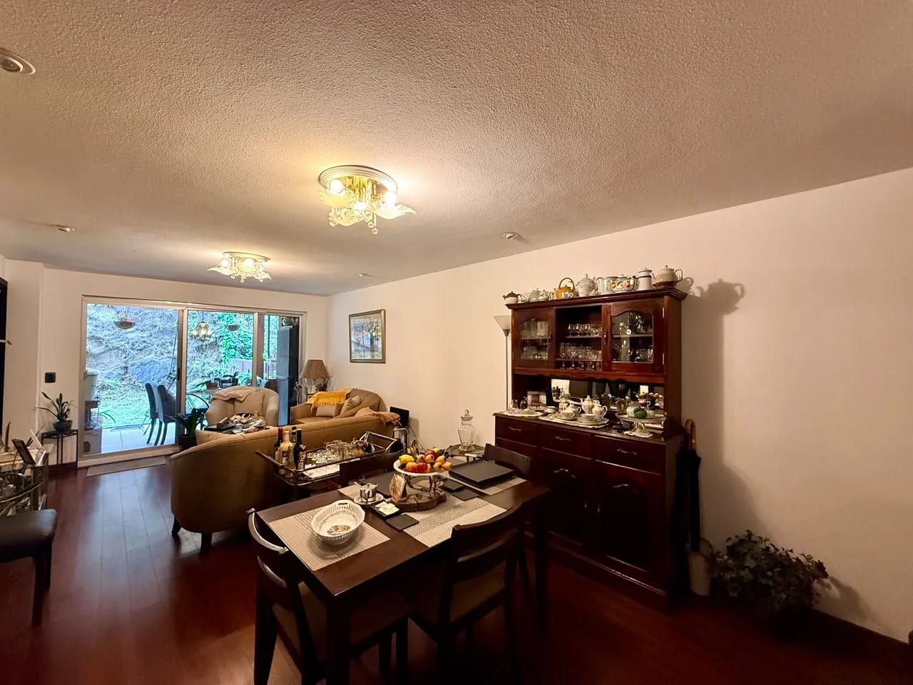 Apartamento con Jardín en Venta en Bosques de Euskadi Zona 16 — Apartamento en Venta en Bosques de Euskadi, Zona 16, Guatemala, Ciudad — foto 6 de 17