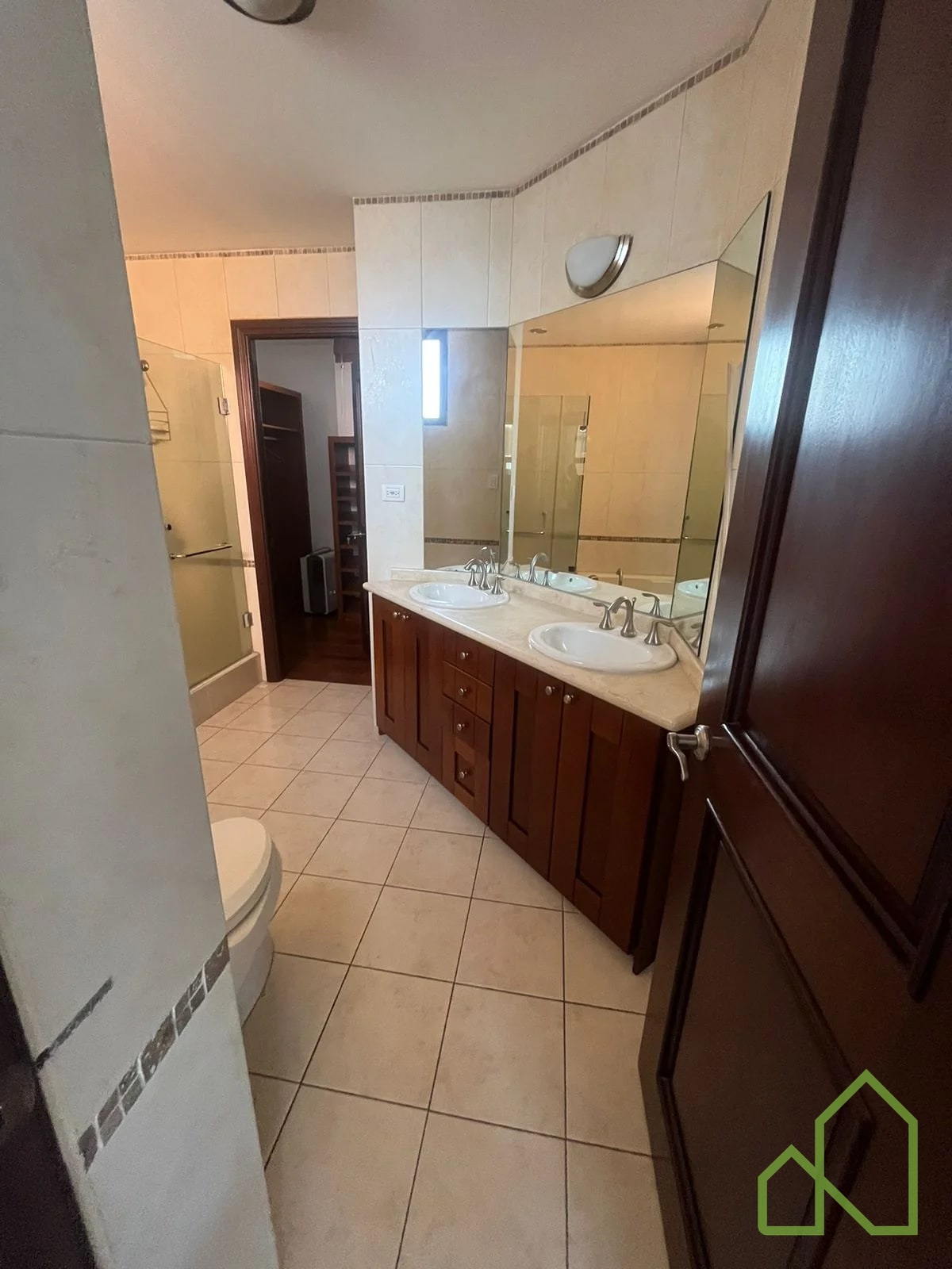 Apartamento en Venta, Edificio Casa Rialto zona 14 para Inversión - 5