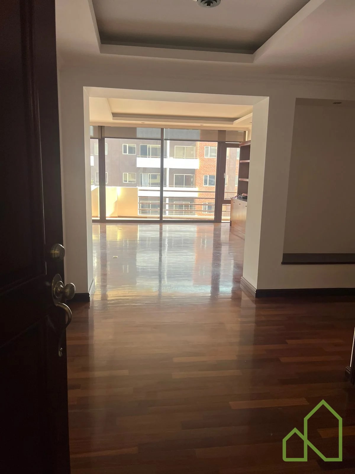 Apartamento en Venta, Edificio Casa Rialto zona 14 para Inversión - 6