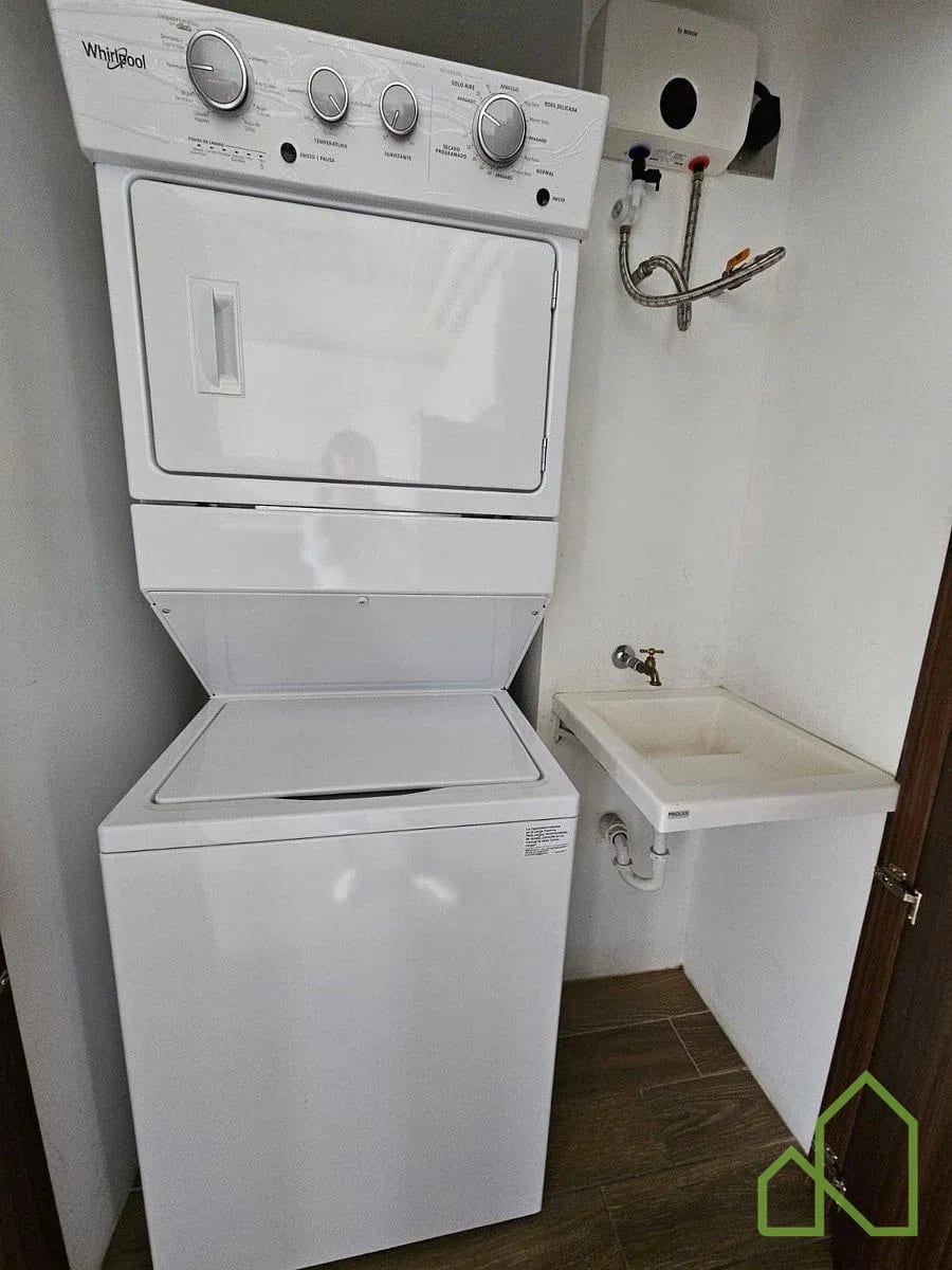 Apartamento en Alquiler en Edificio Séptimo, zona 4 — Apartamento en Alquiler en Zona 4, Guatemala, Ciudad — foto 8 de 9
