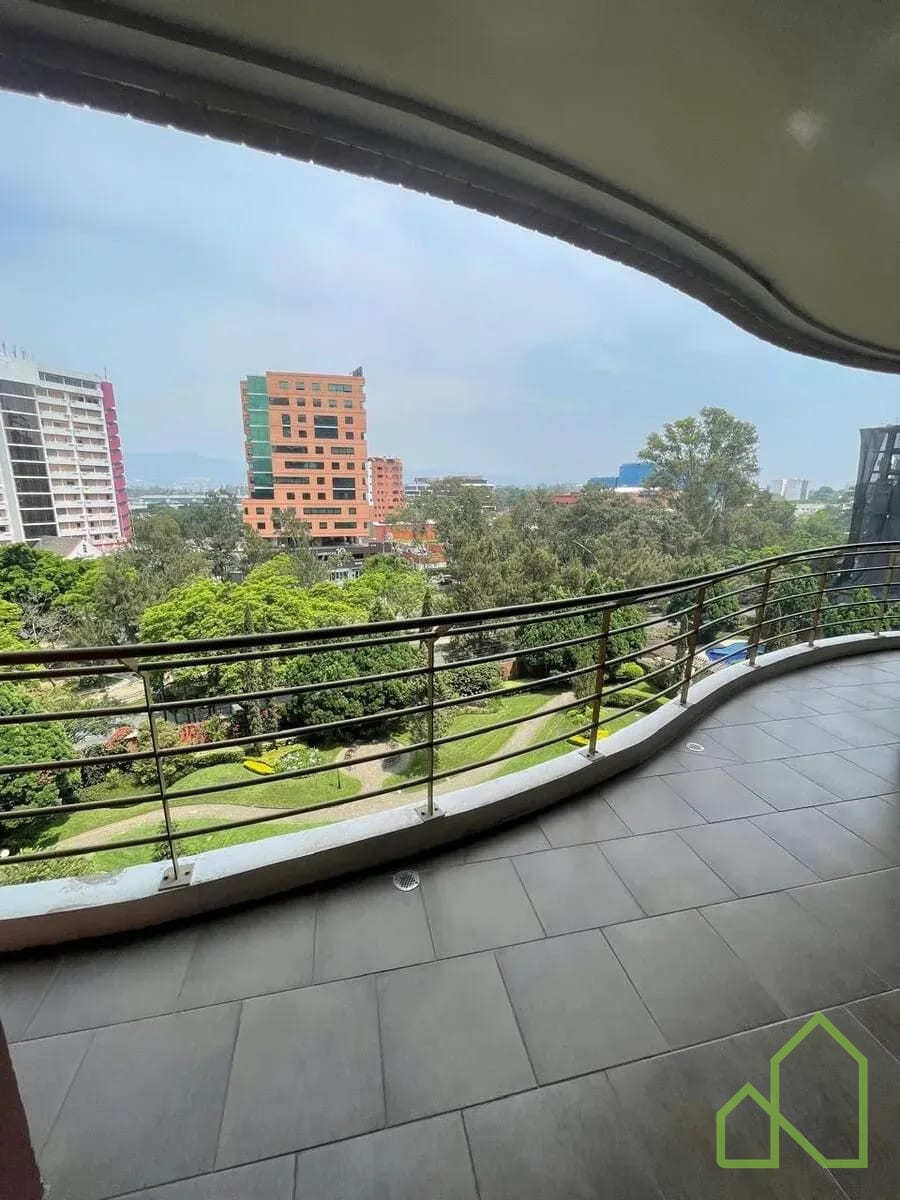 Apartamento 2hab en Alquiler en Tadeus - Image 1