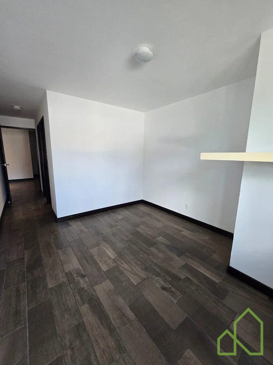 Amplio Apartamento en Renta o Venta en zona 10 — Apartamento en Alquiler en Verona, Zona 10, Guatemala, Ciudad — foto 2 de 9