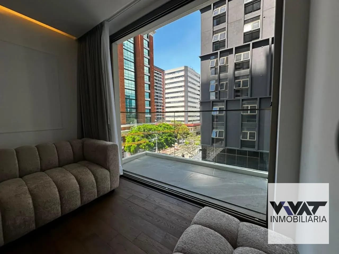 Hermoso Apartamento en Renta en zona 10 — Apartamento en Alquiler en Atarah, Zona 10, Guatemala, Ciudad — foto 1 de 9
