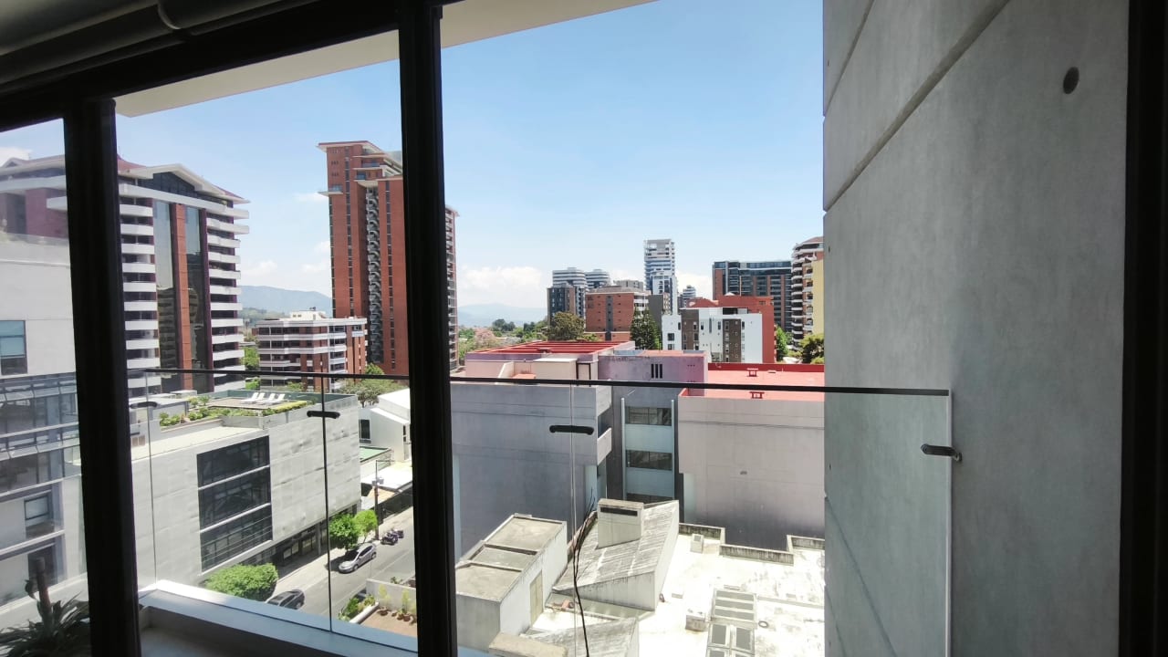 APARTAMENTO EN EDIFICIO NOVUS EN RENTA — Apartamento en Alquiler en Novus, Zona 14, Guatemala, Ciudad — foto 3 de 10