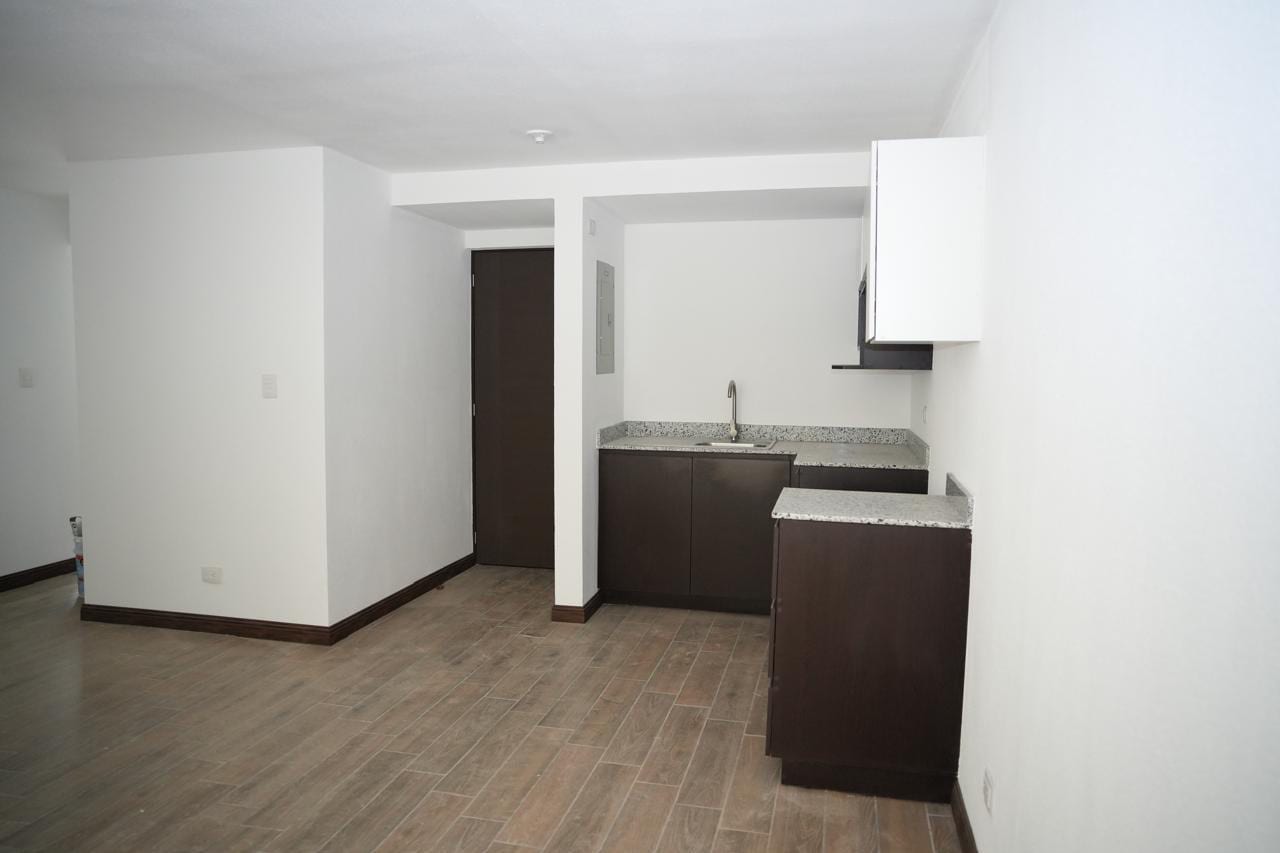 Apartamento en renta primer nivel San Nicolás del Bosque — Apartamento en Alquiler en Zona 4 Mixco, Guatemala, Ciudad — foto 1 de 11