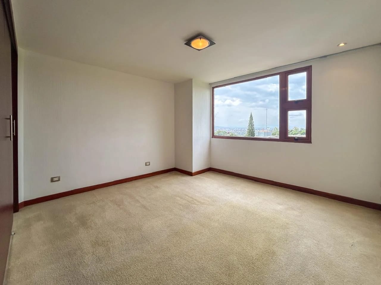 Lindo Penthouse en Venta Zona 15, Vista Hermosa 1 — Apartamento en Venta en Zona 15, Guatemala, Ciudad — foto 5 de 16