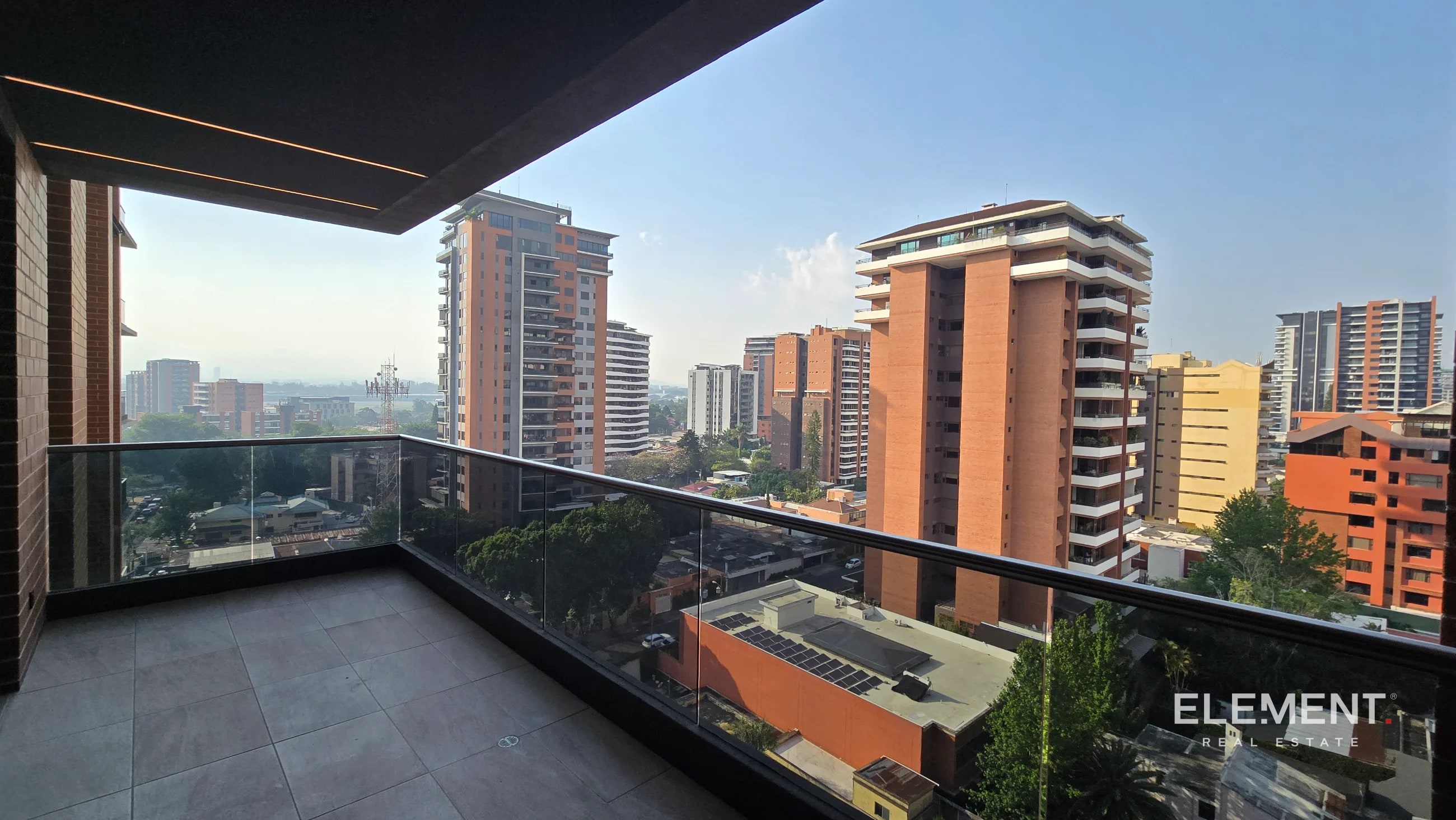 Apartamento amueblado en renta Santa Inés – Zona 14 - 1